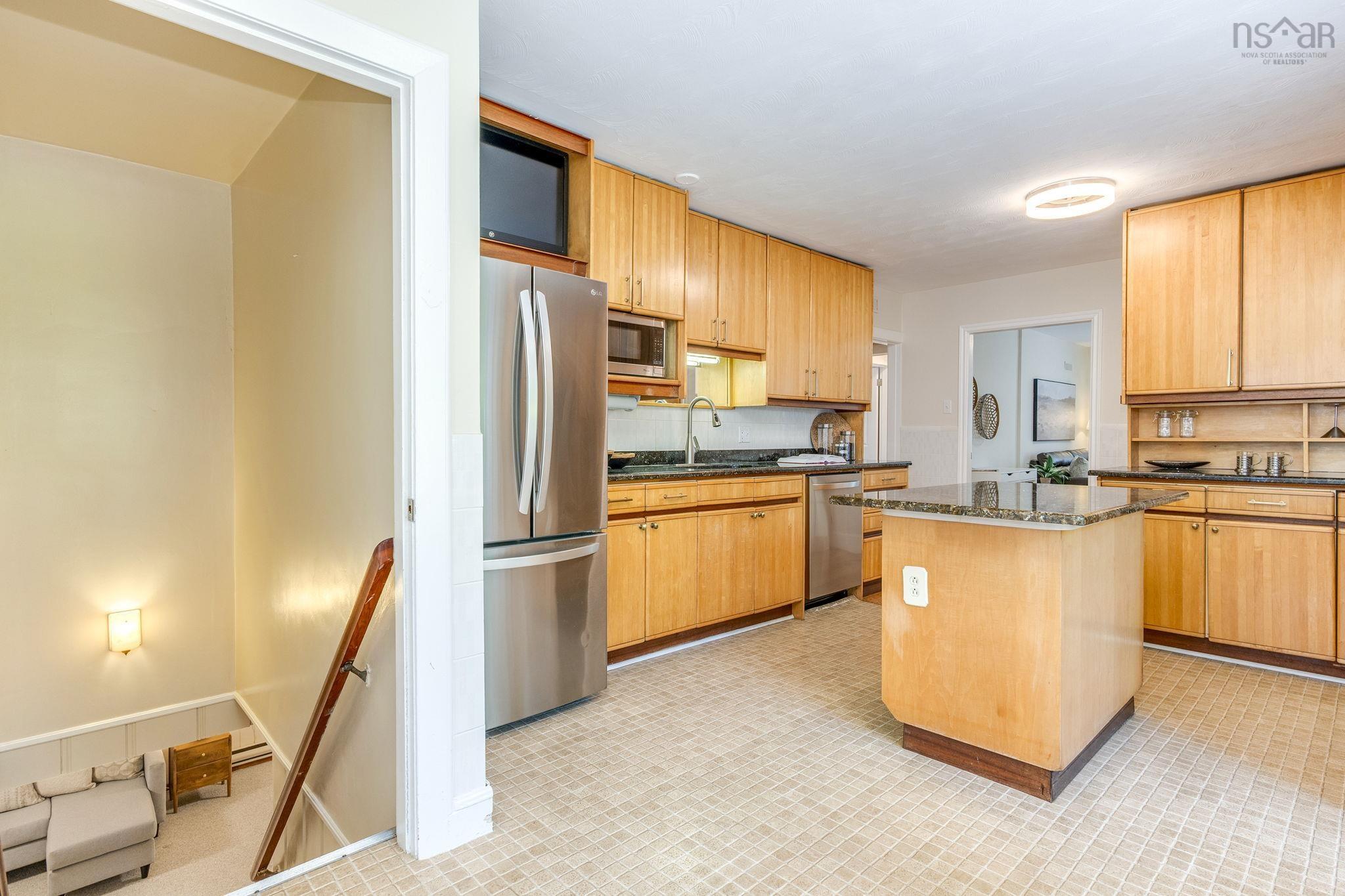 $1,700,000.00: 985 Beaufort Avenue, Halifax