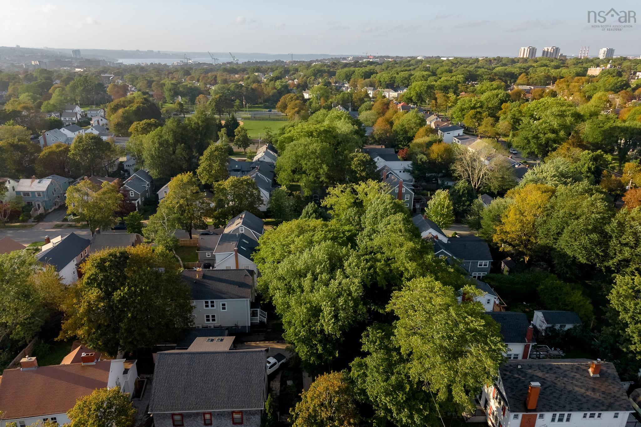 $1,299,000.00: 2220 Newton Avenue, Halifax