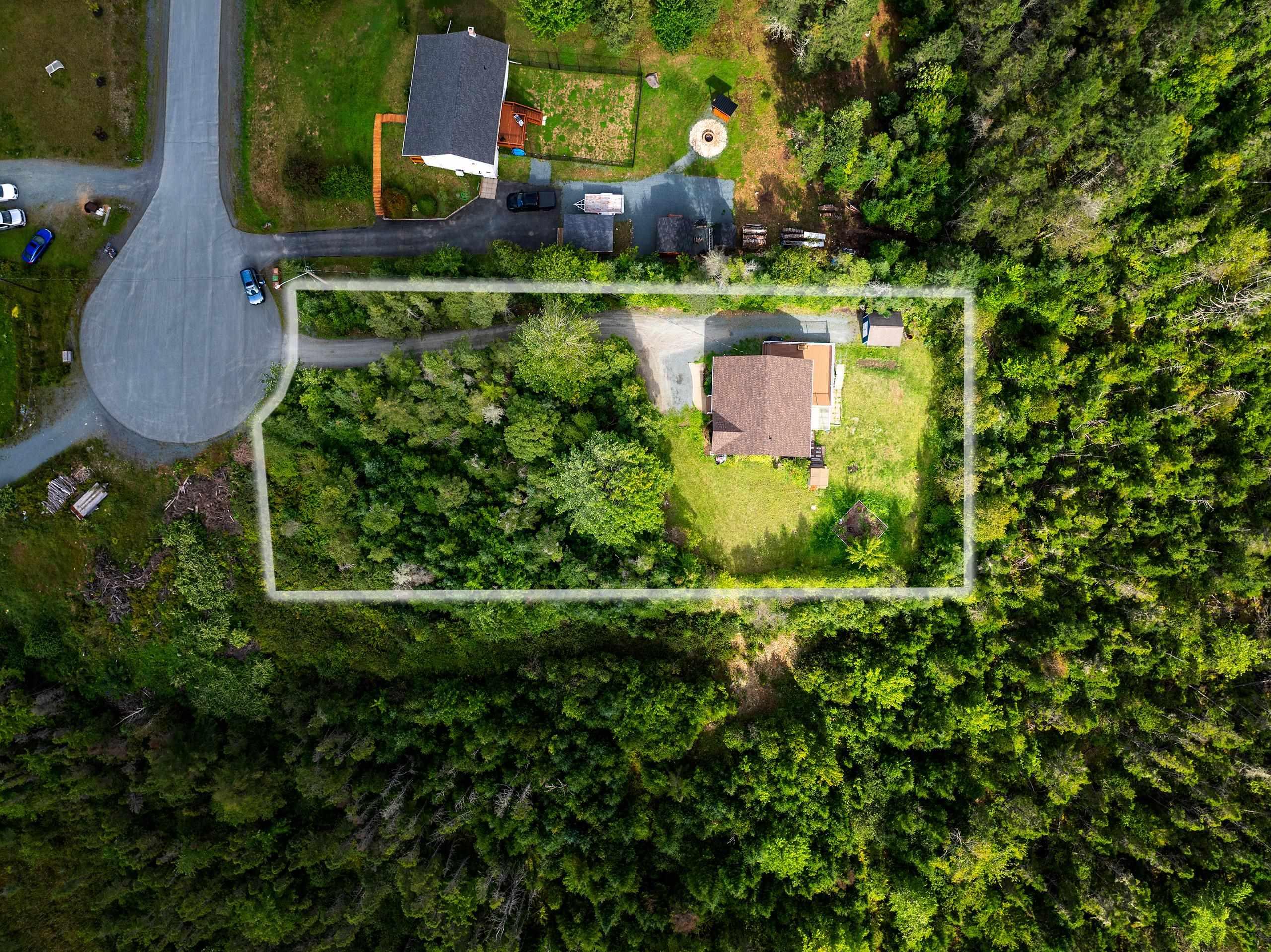 $549,900.00: 30 Bernice Drive, West Chezzetcook