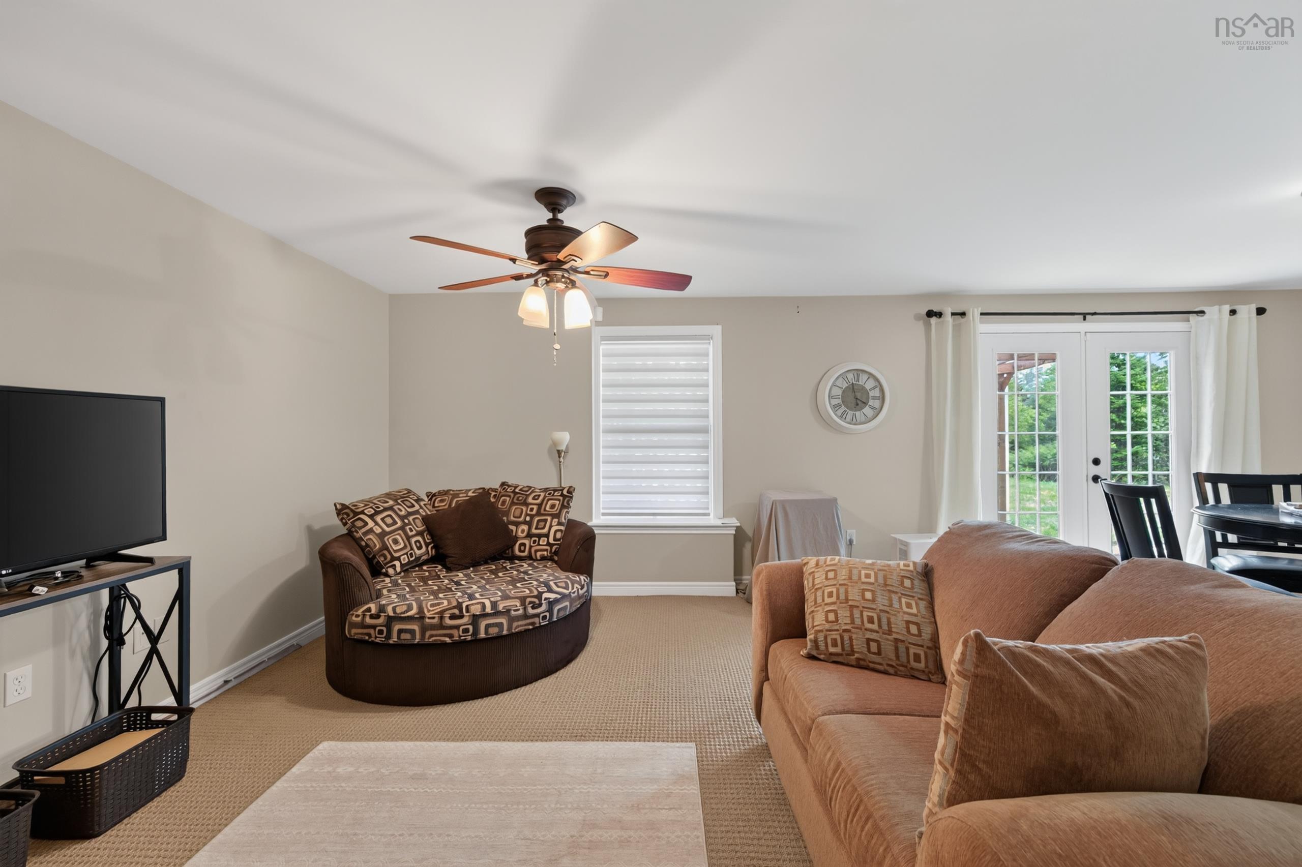 $549,900.00: 30 Bernice Drive, West Chezzetcook