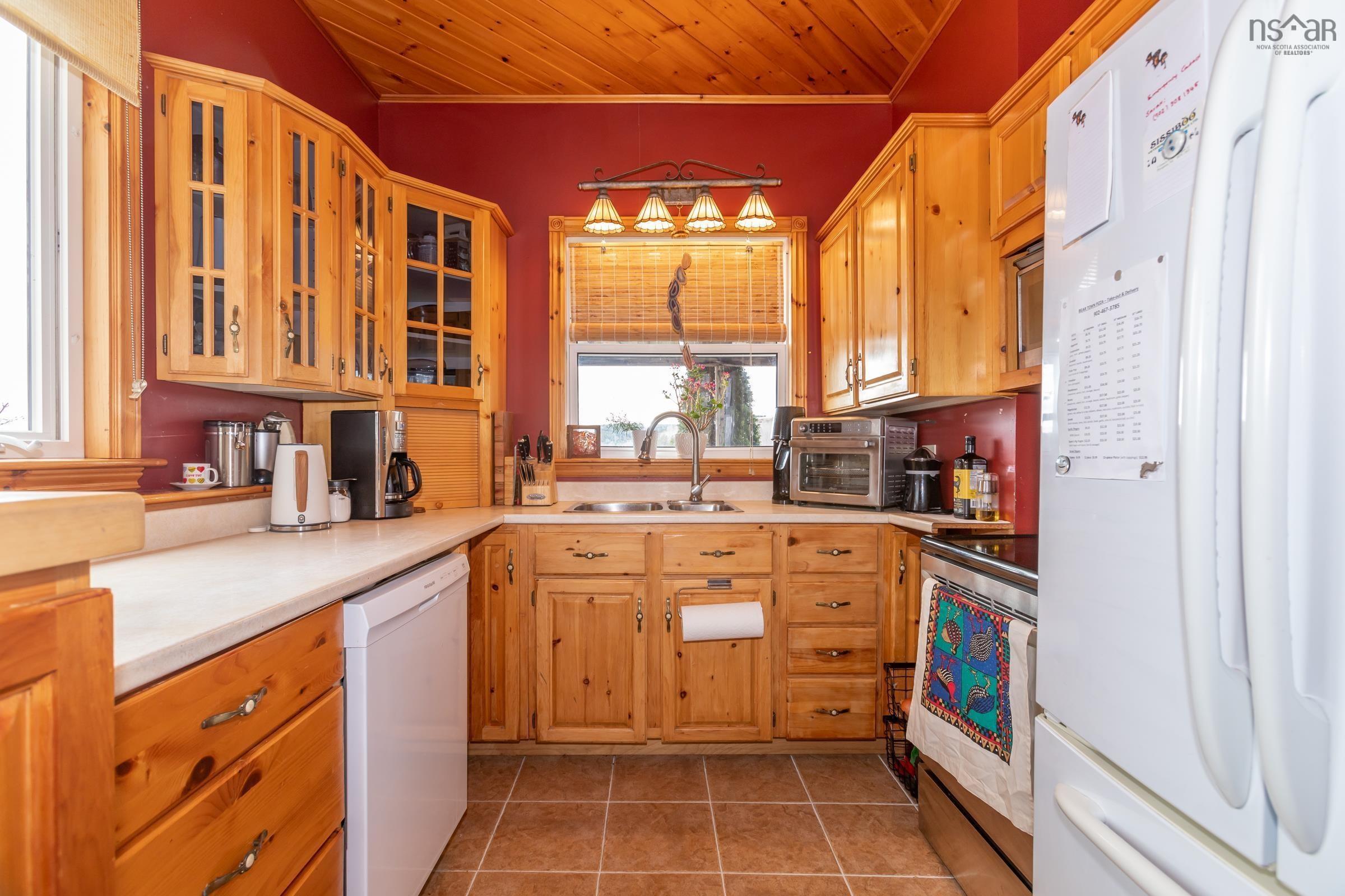 $895,000.00: 481 Chute Road, Bear River