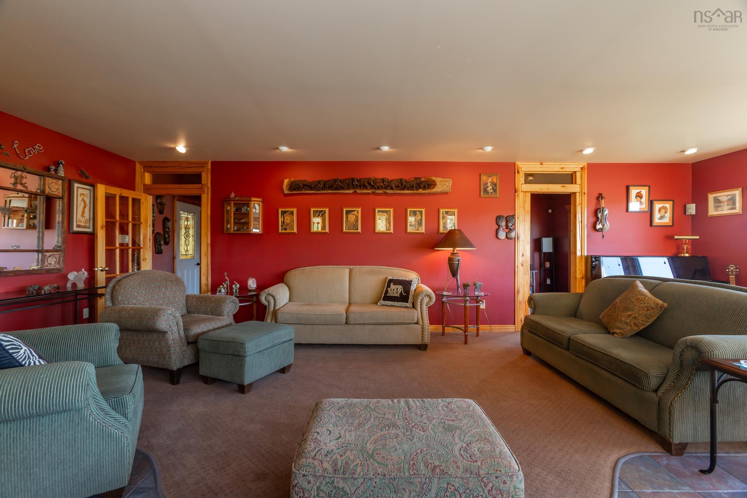 $895,000.00: 481 Chute Road, Bear River
