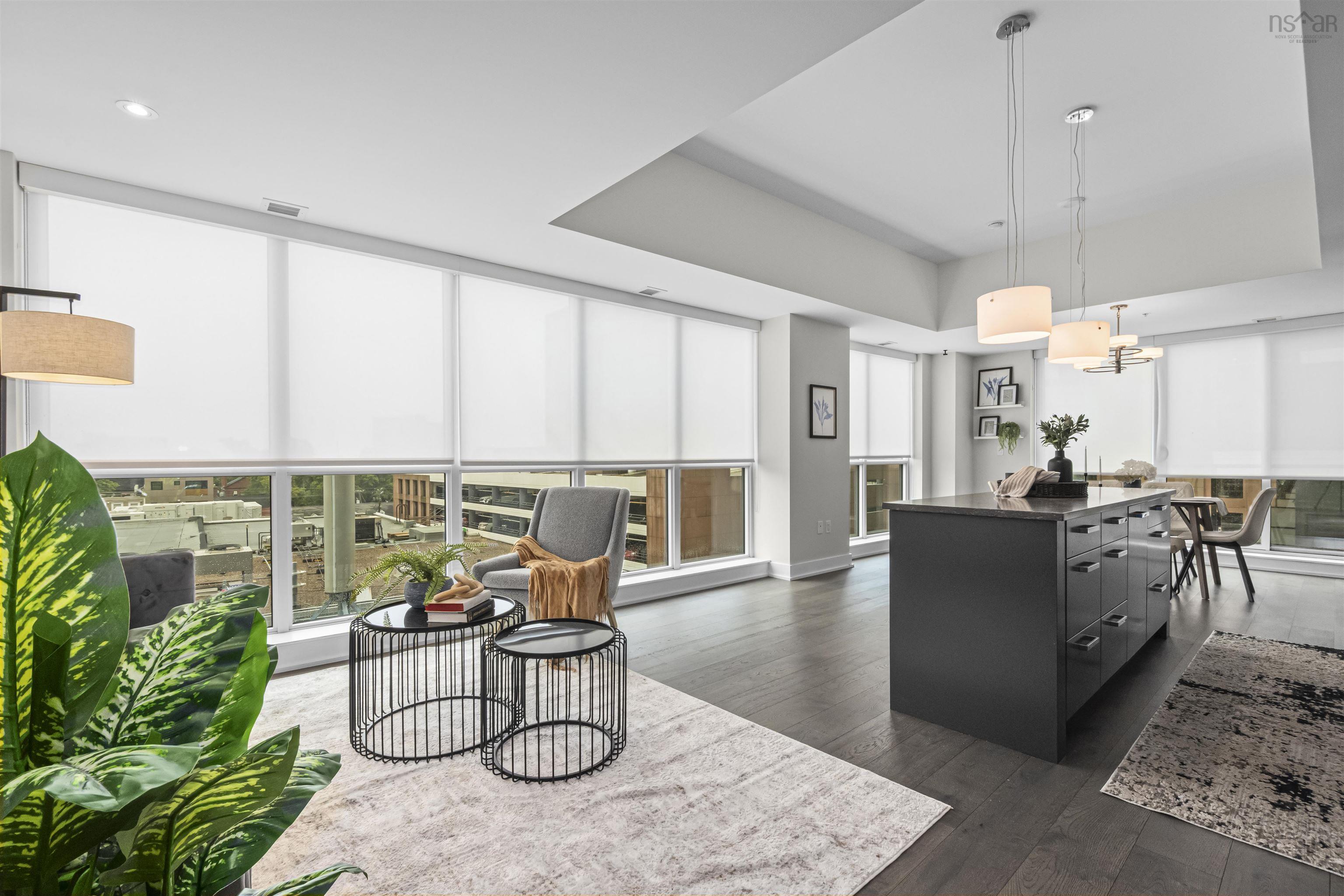 $859,900.00: 516 1585 South Park Street, Halifax