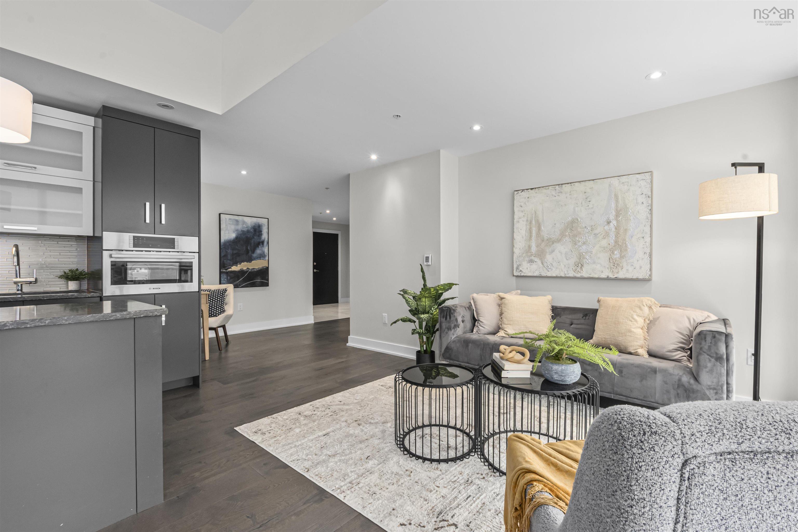 $859,900.00: 516 1585 South Park Street, Halifax