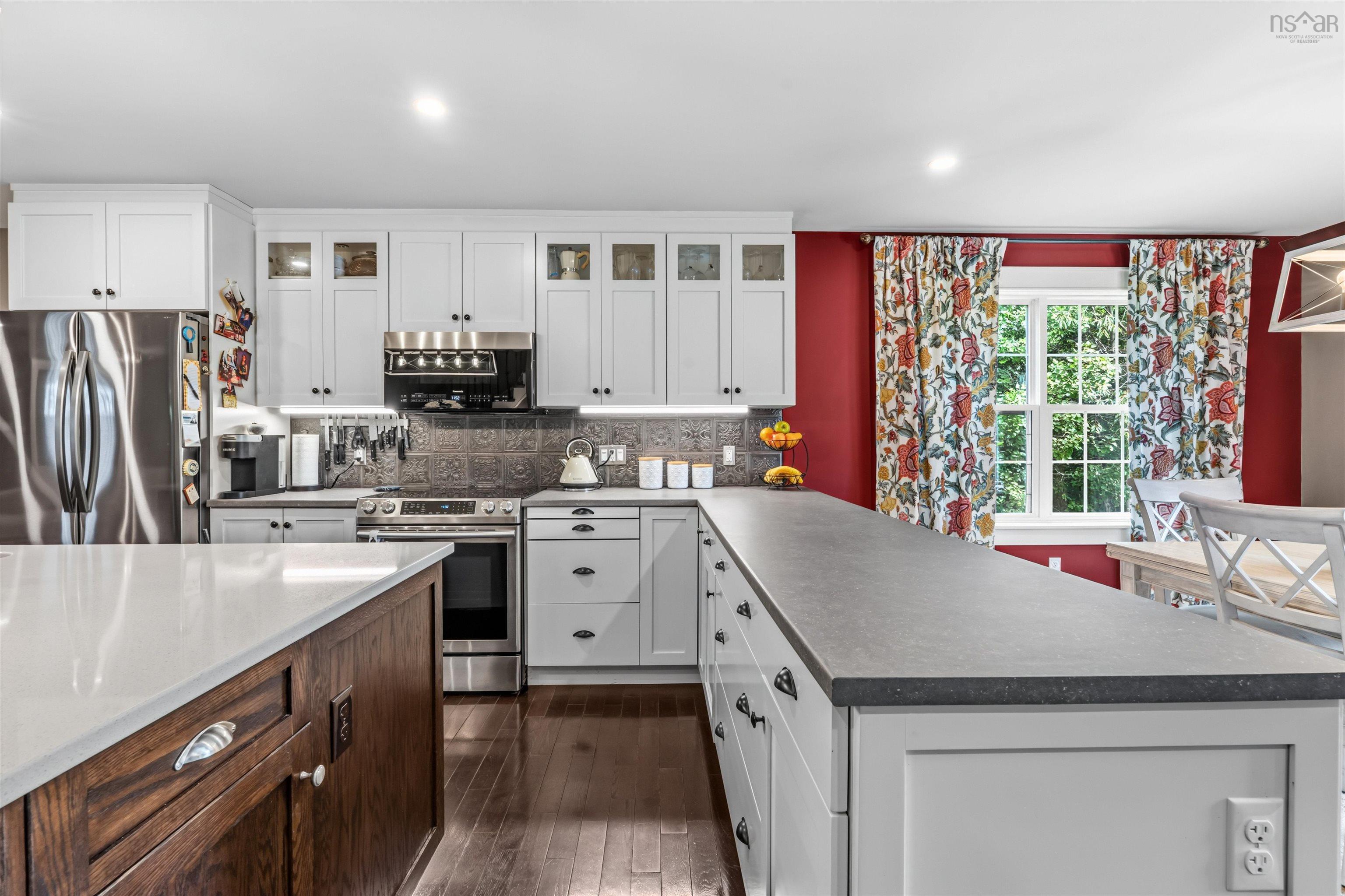 $699,900.00: 16 Tailfeather Court, North Kentville