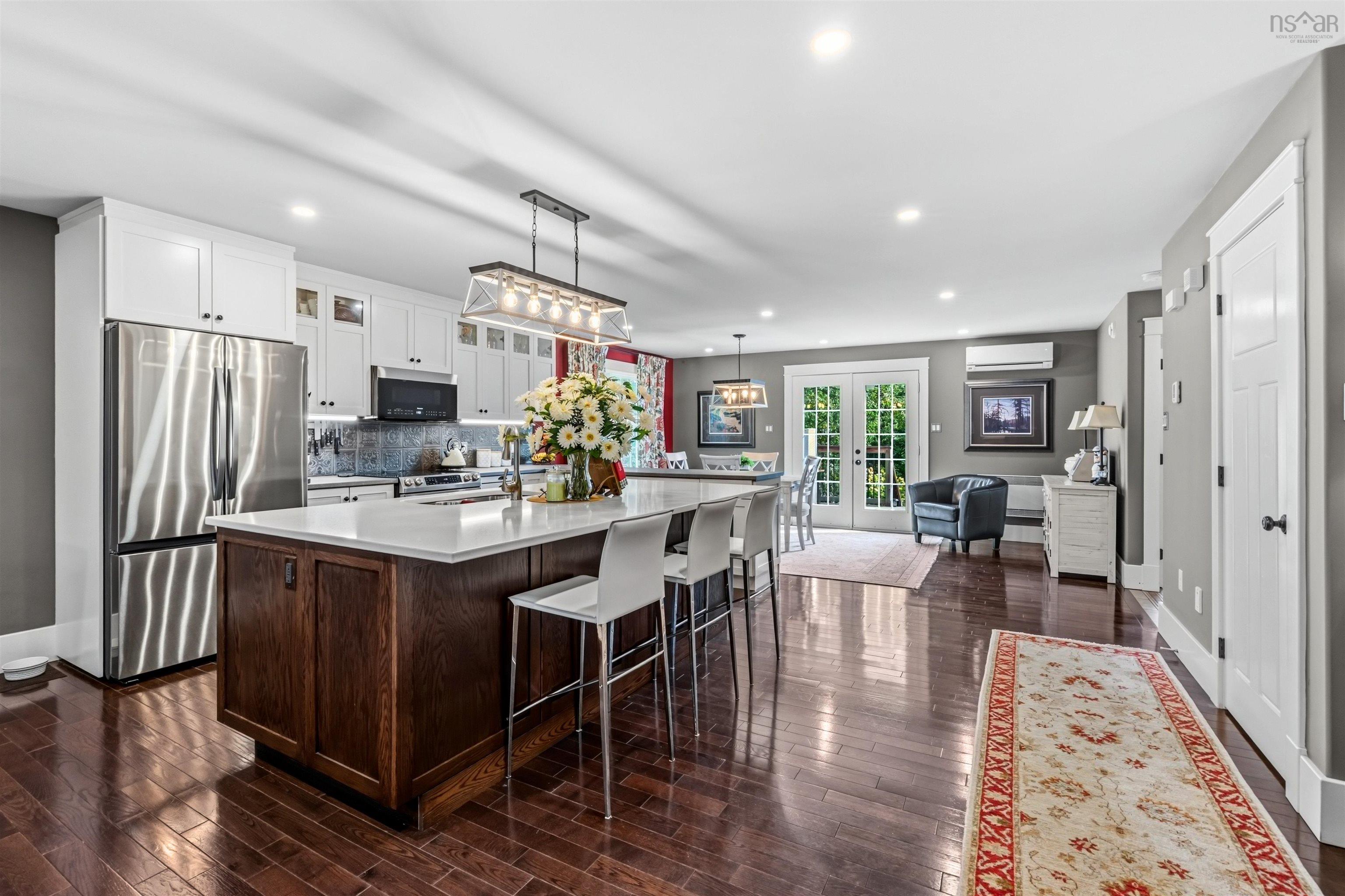 $699,900.00: 16 Tailfeather Court, North Kentville