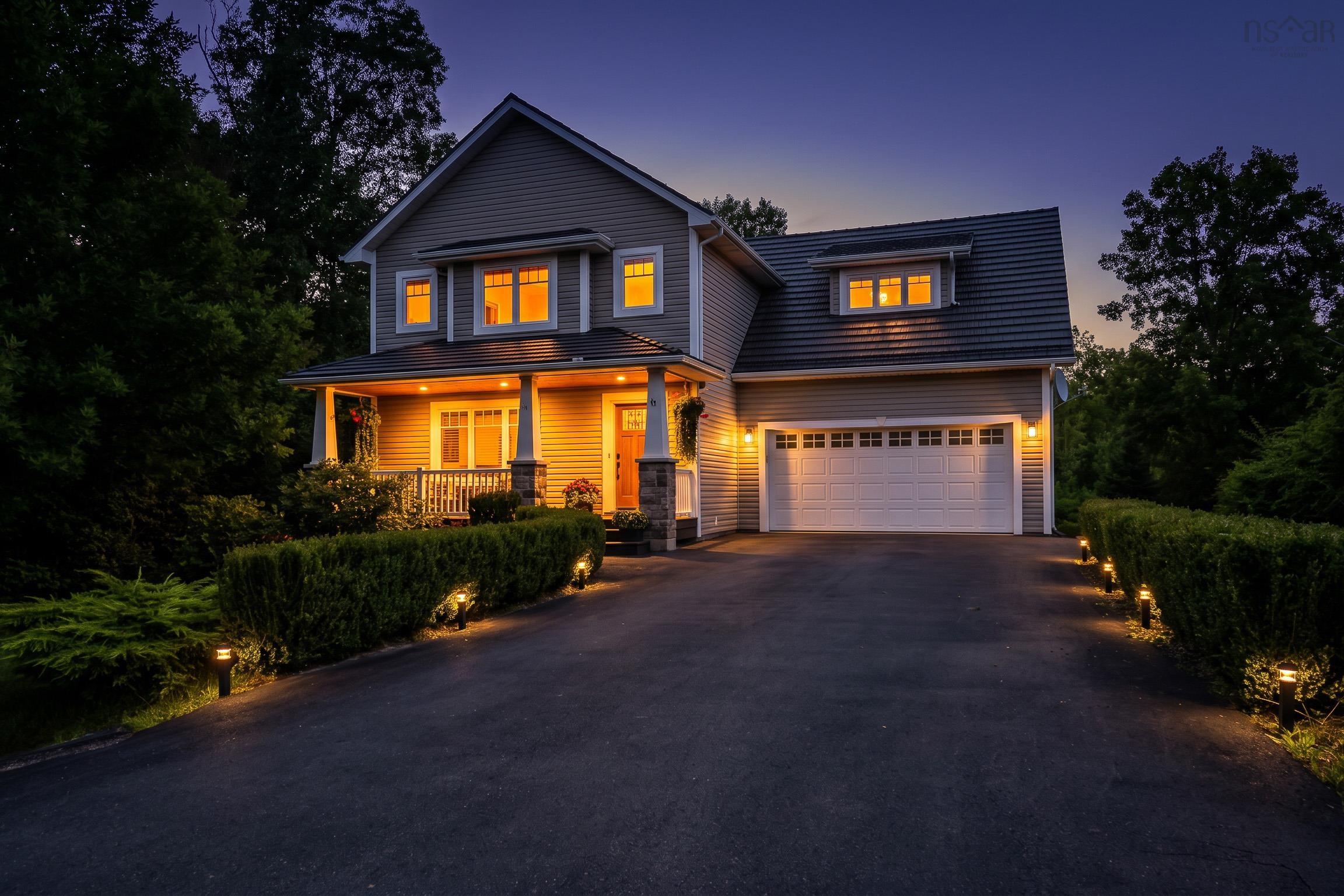 $699,900.00: 16 Tailfeather Court, North Kentville