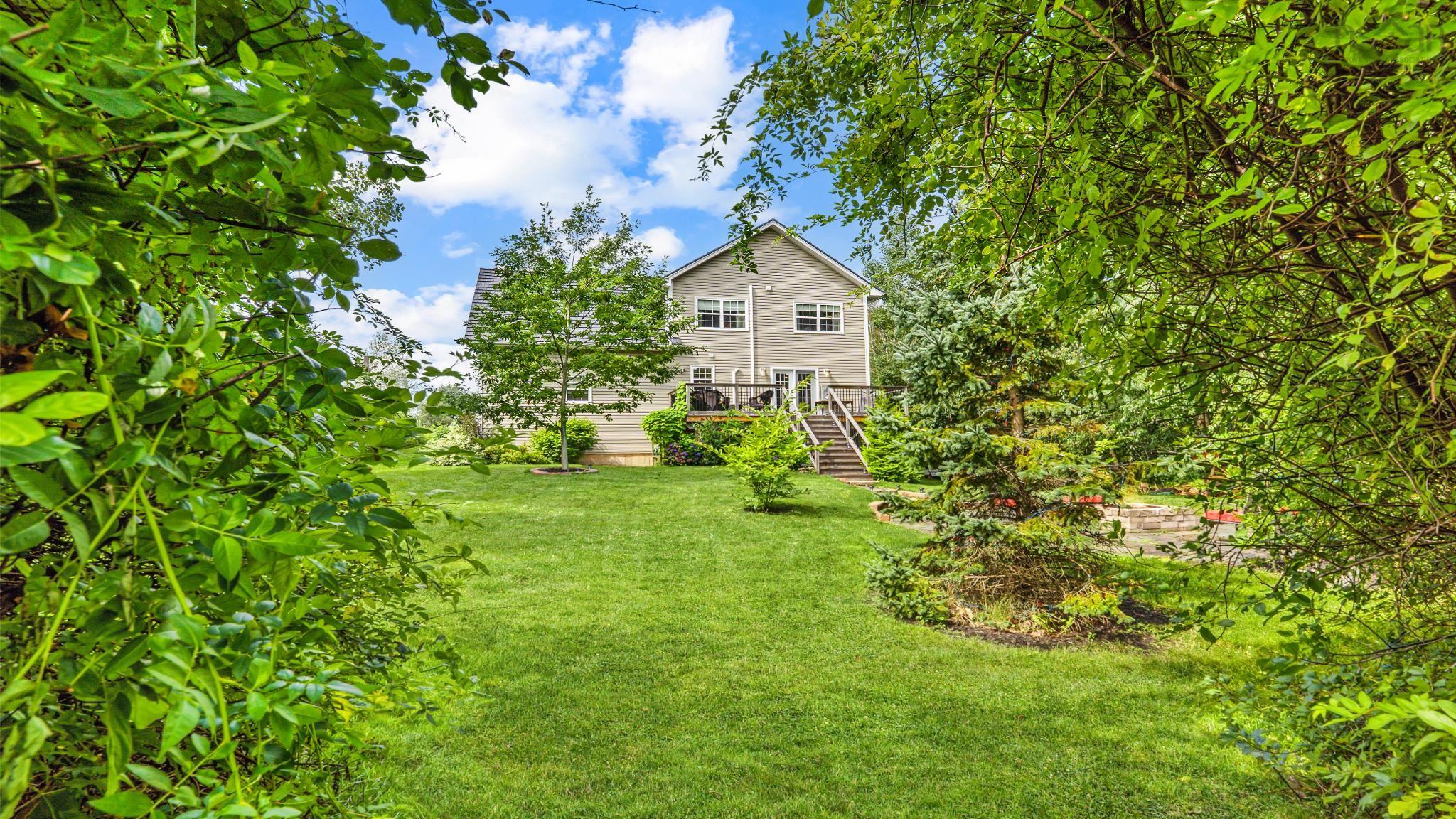 $699,900.00: 16 Tailfeather Court, North Kentville