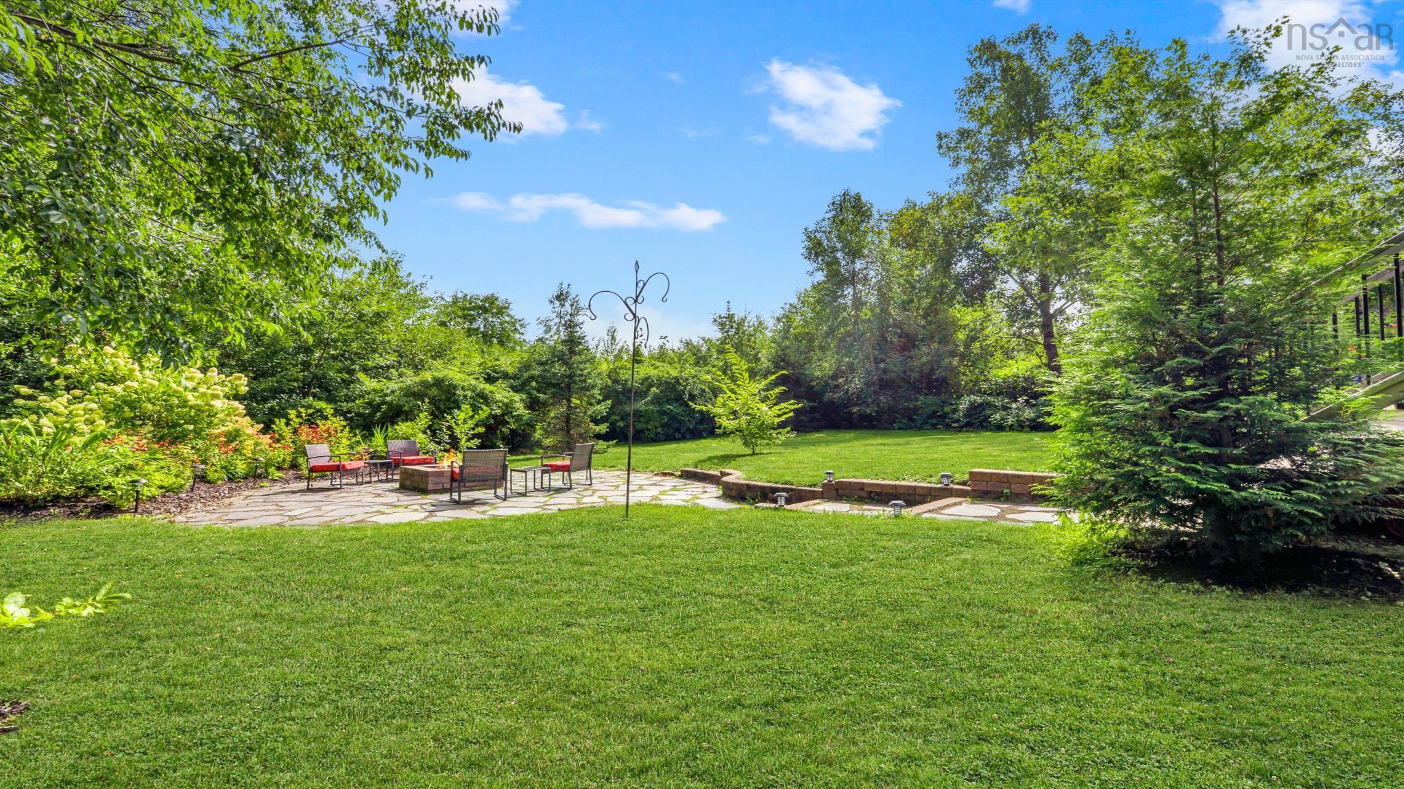 $699,900.00: 16 Tailfeather Court, North Kentville