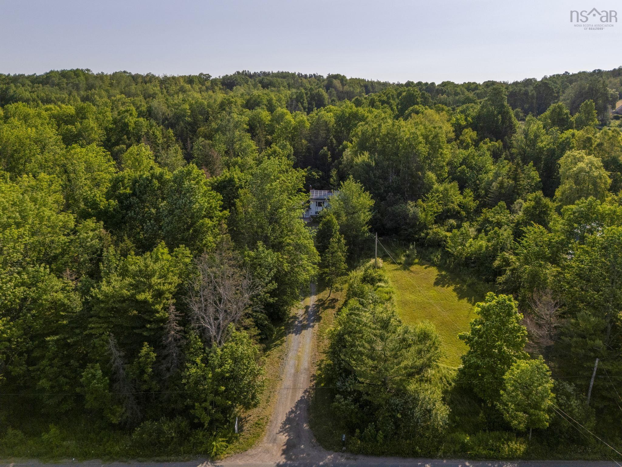 $345,000.00: 40 Mount Hanley Road, South Williamston