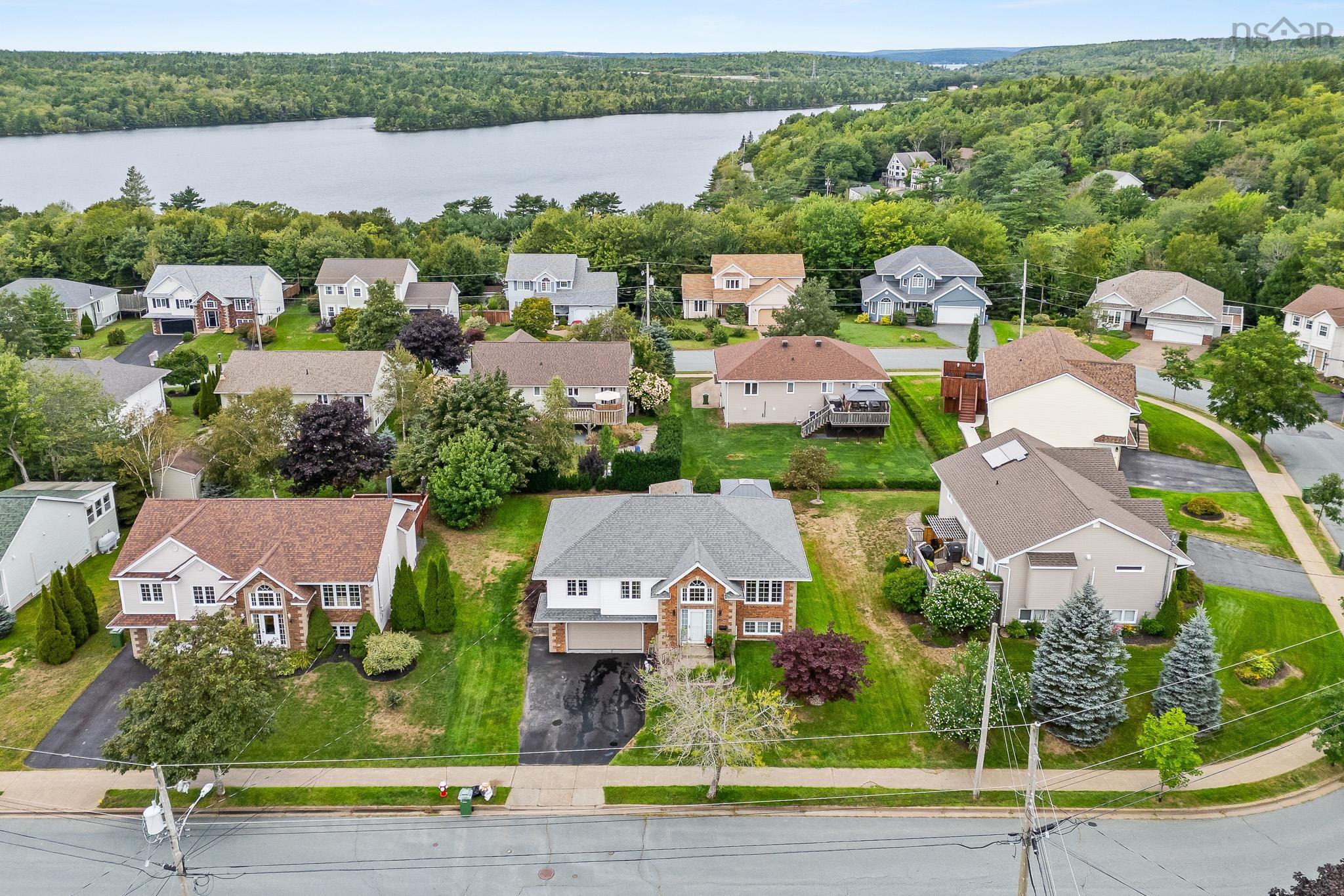 $739,900.00: 146 Craigburn Drive, Dartmouth