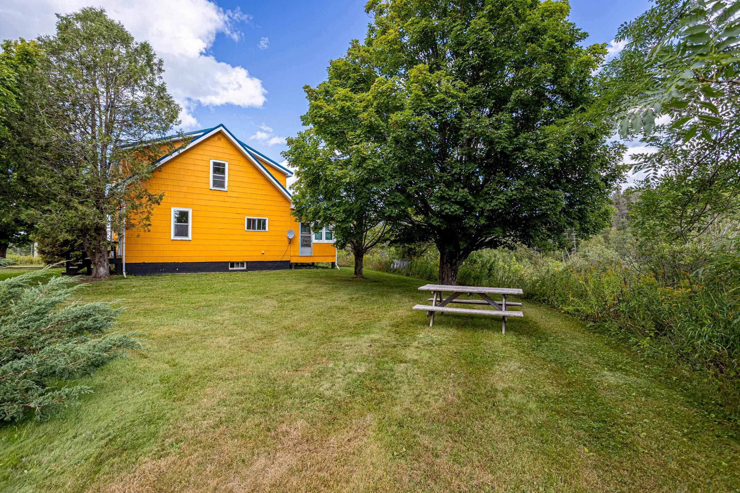 $324,900.00: 20 Highway 307, Wentworth Centre