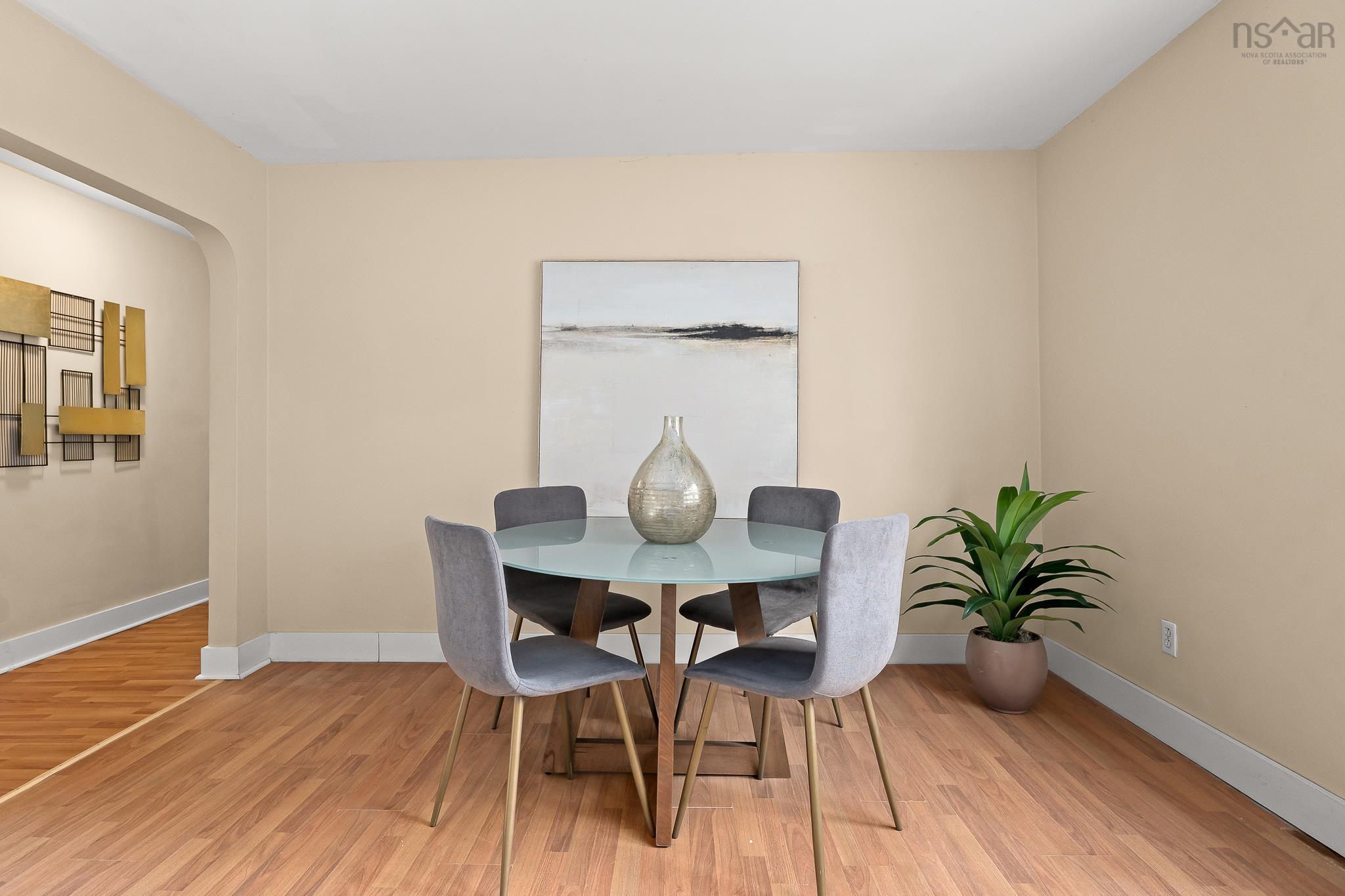 $849,900.00: 8 Rosedale Drive, Dartmouth
