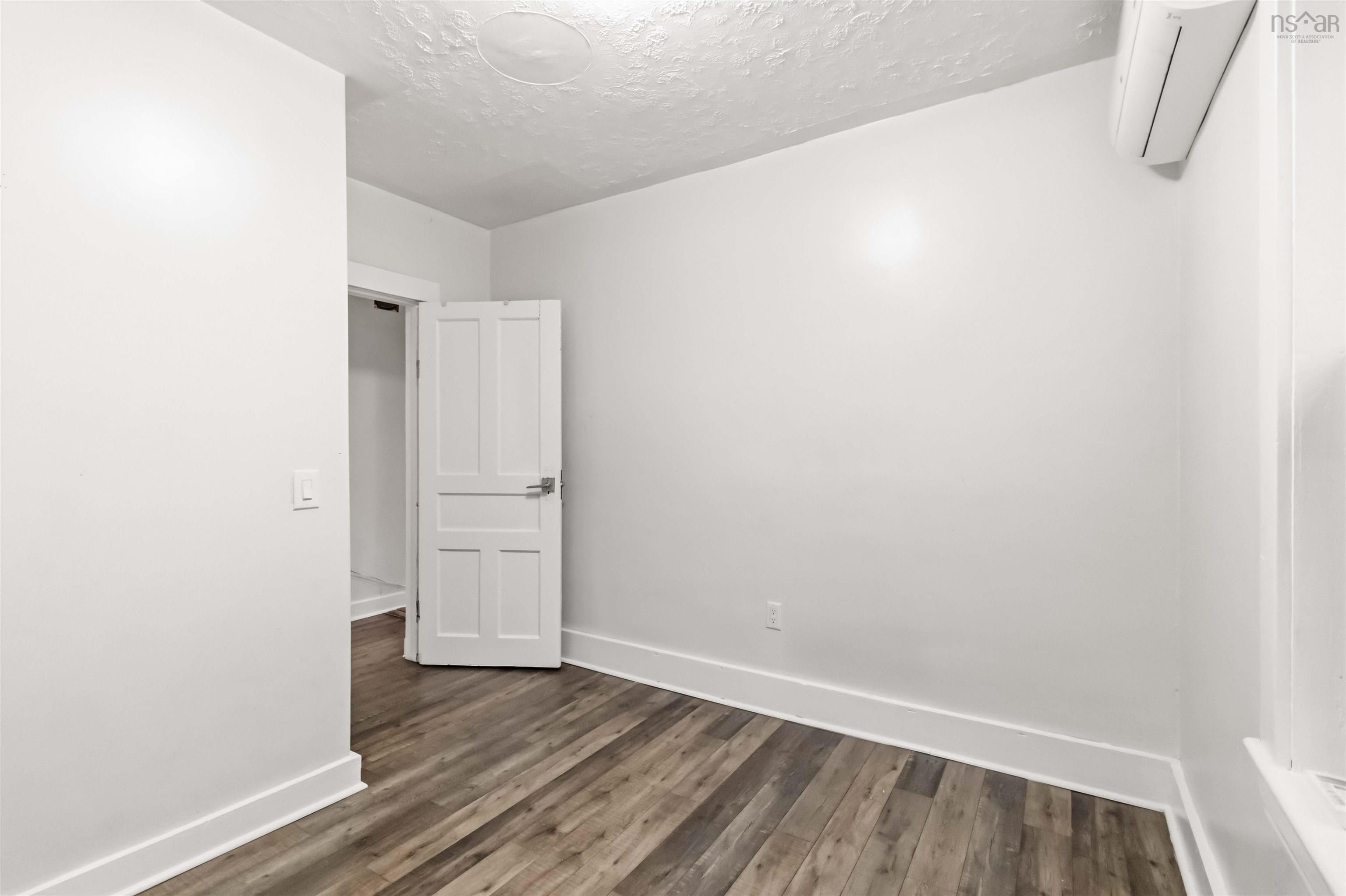 8 Franklyn Street, Dartmouth, NS (MLS 202623106)