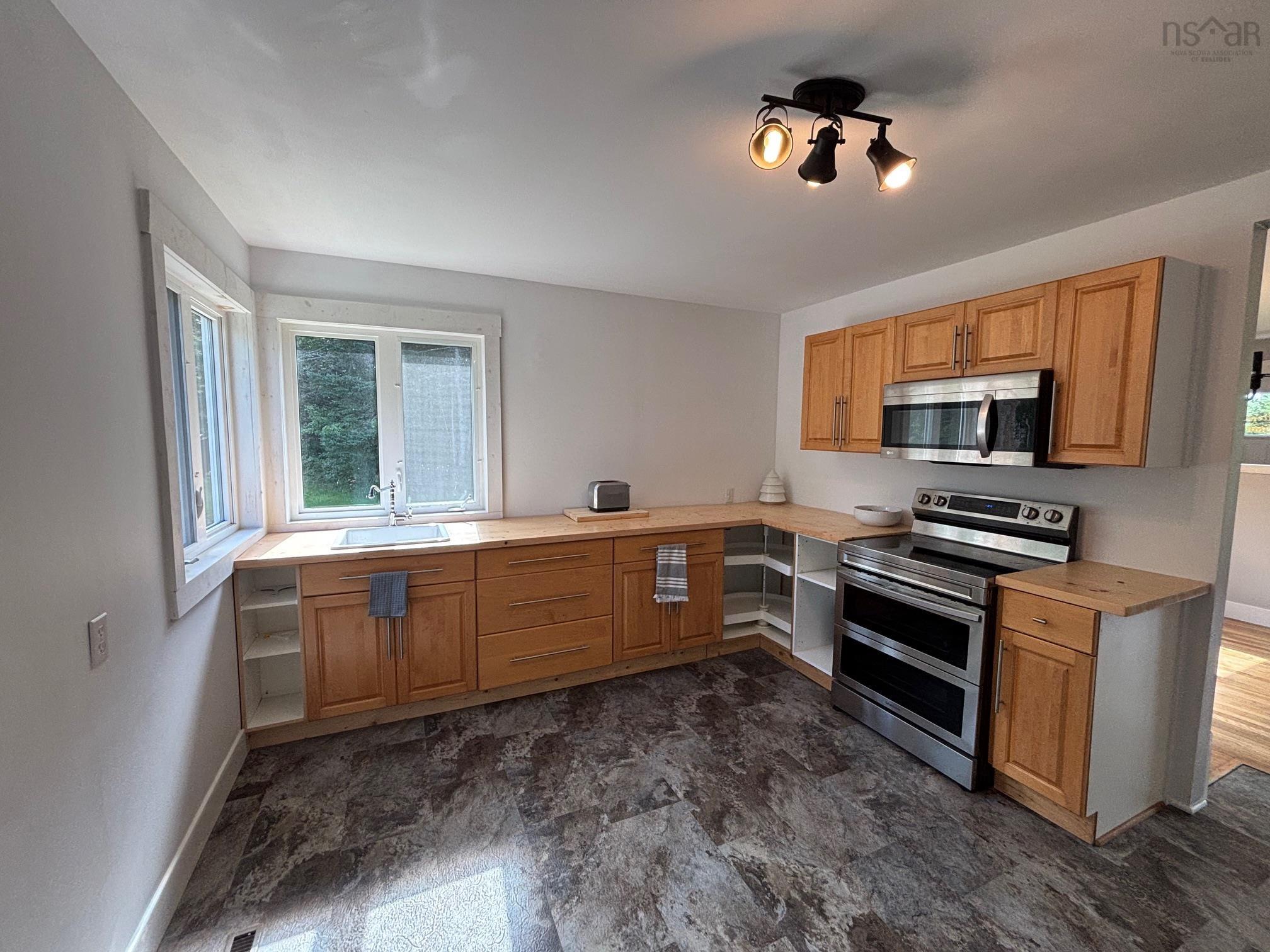 $229,900.00: 23519 Highway 7, Watt Section