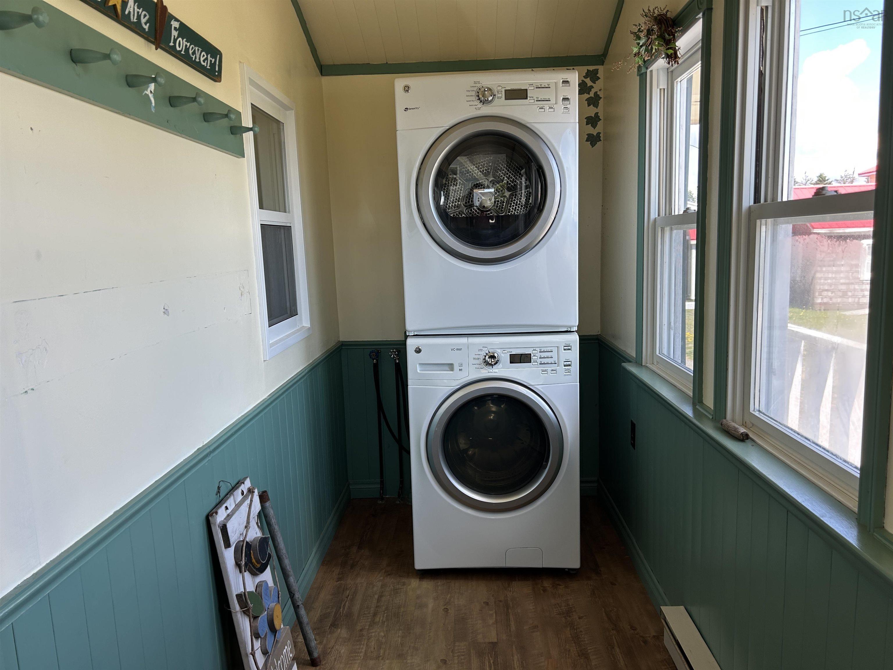 $219,000.00: 2541 Main Street, Clark