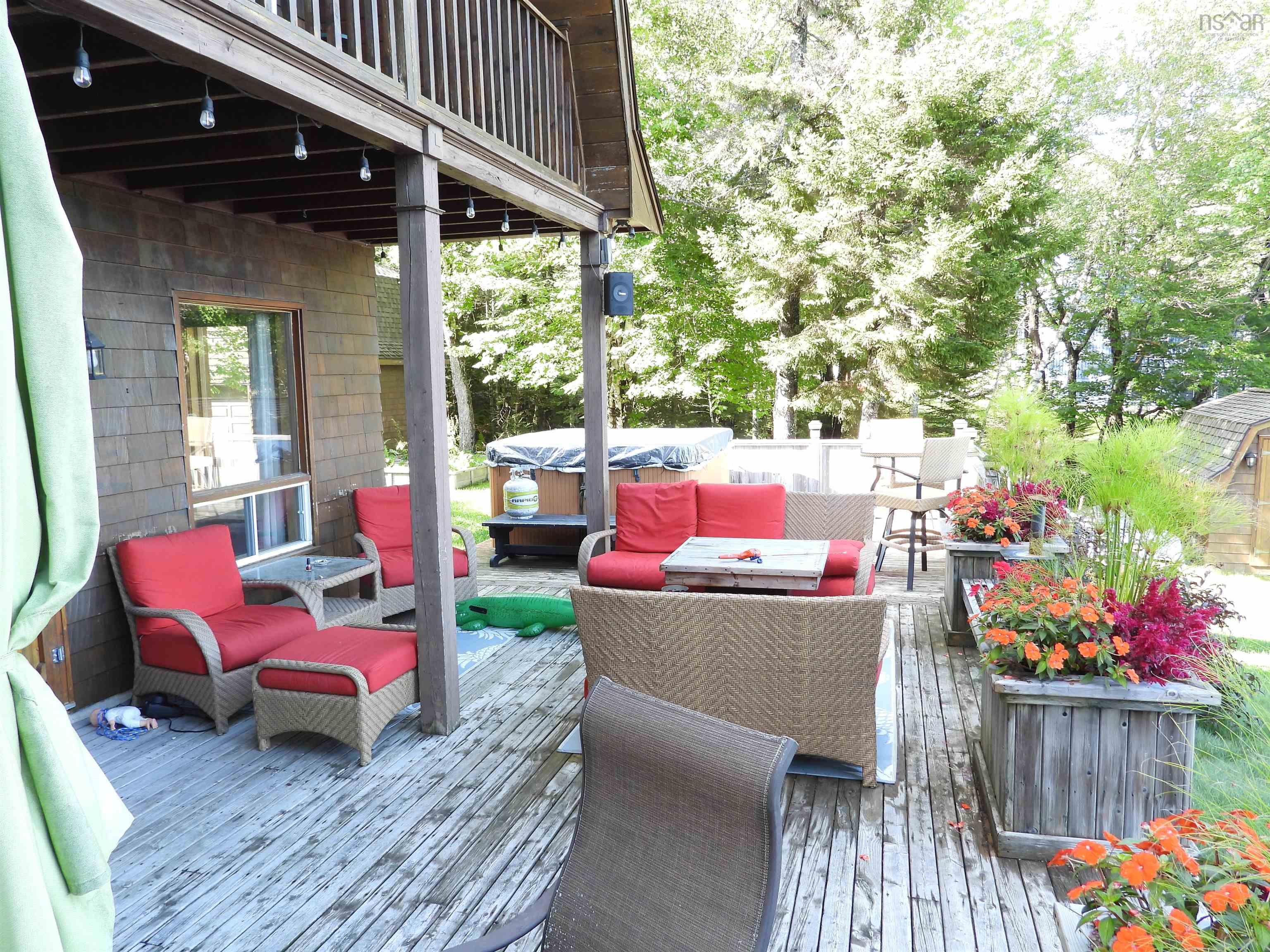 $1,200,000.00: 360 Birch Lane, Aylesford Lake