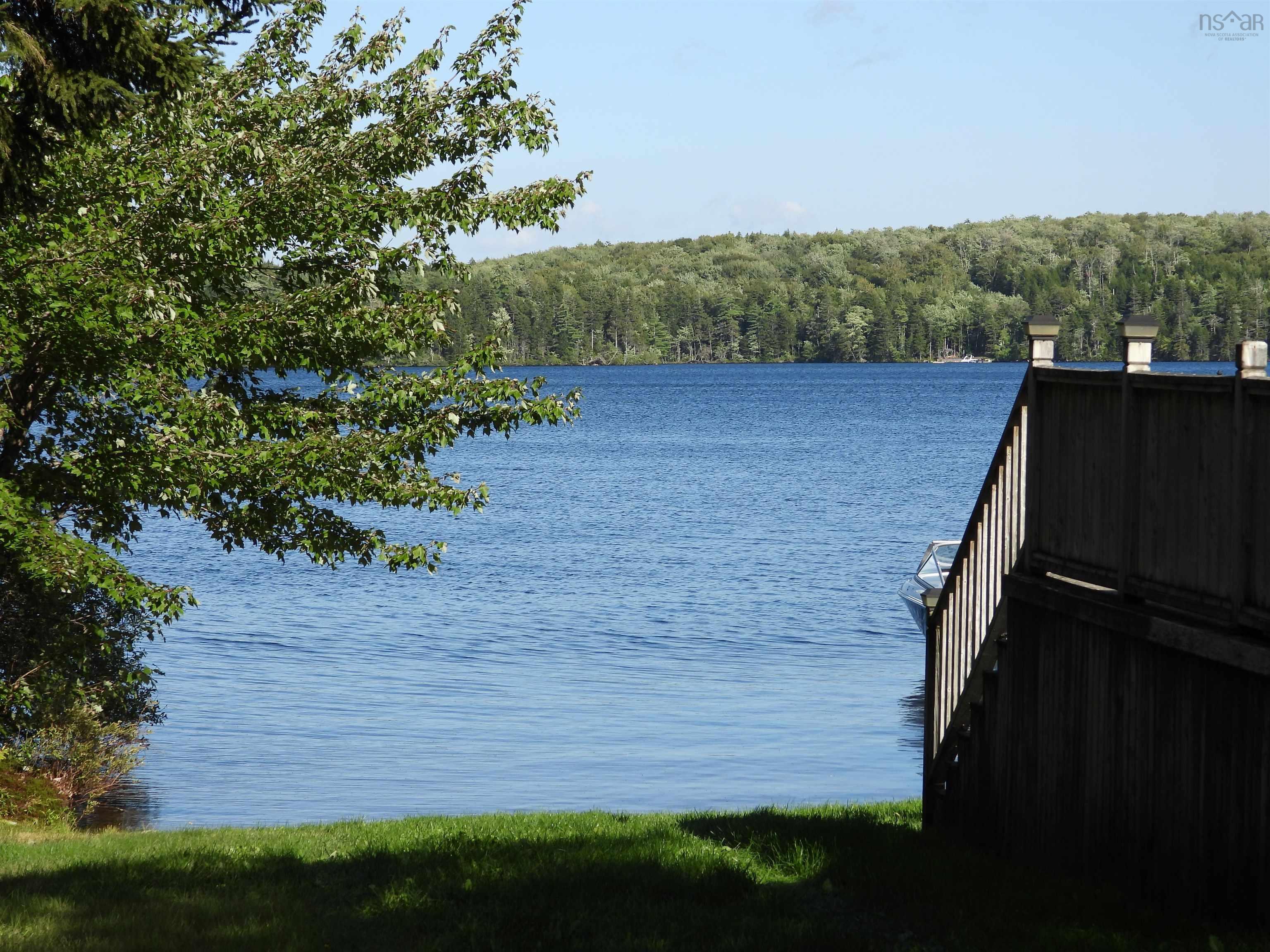 $1,200,000.00: 360 Birch Lane, Aylesford Lake