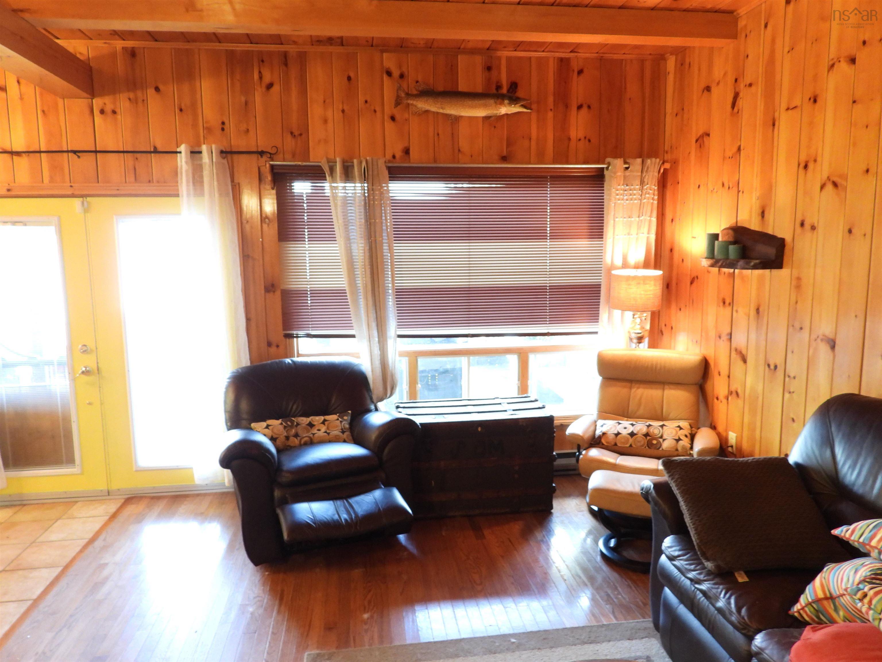 $1,200,000.00: 360 Birch Lane, Aylesford Lake