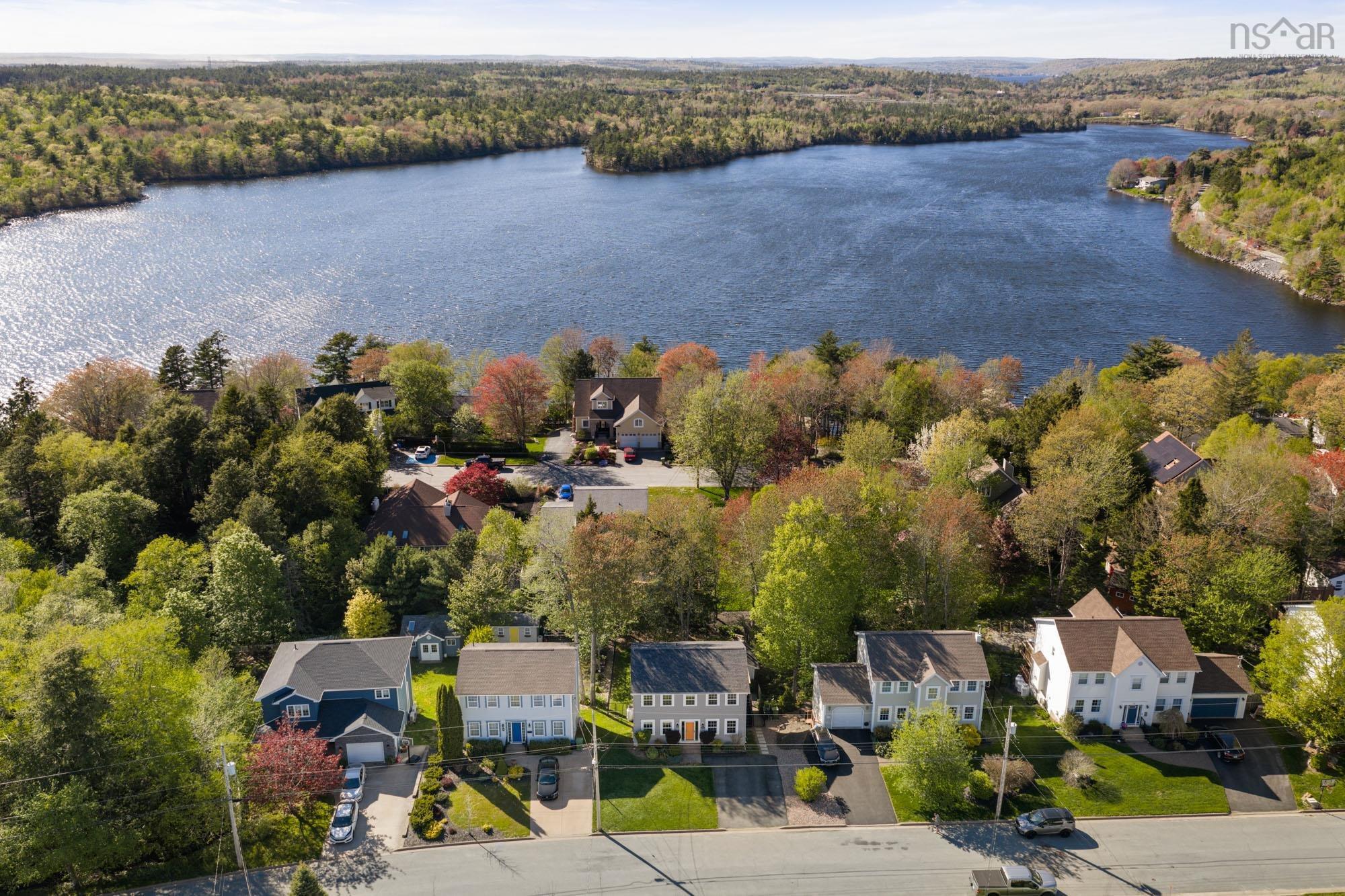 $699,900.00: 45 Craigburn Drive, Dartmouth