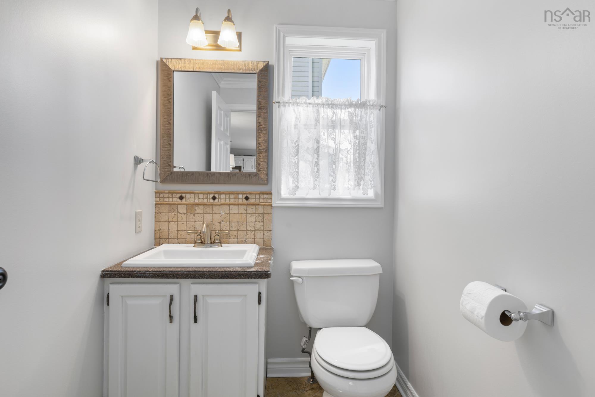 $699,900.00: 45 Craigburn Drive, Dartmouth