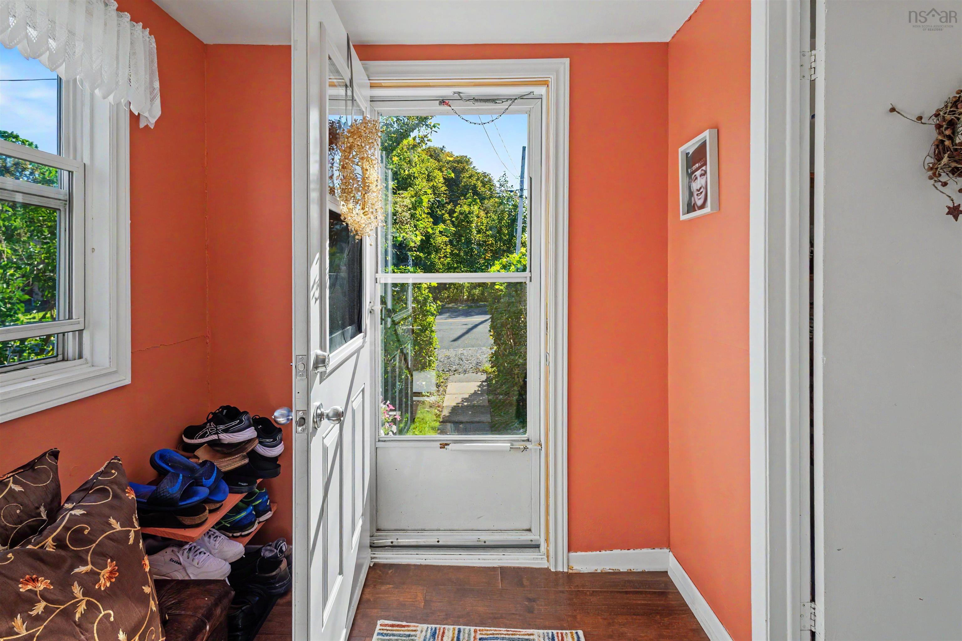 $179,900.00: 530 Main Street, Sydney Mines