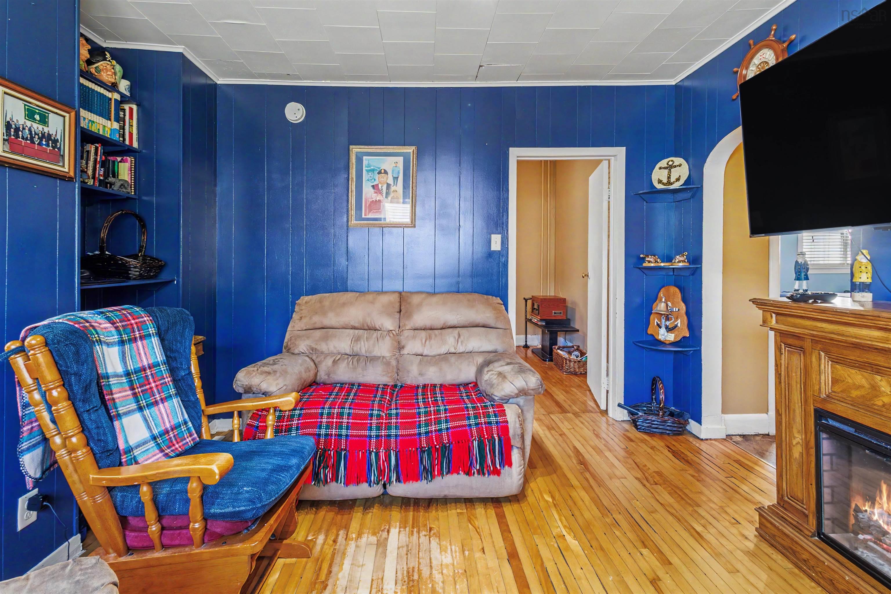 $179,900.00: 530 Main Street, Sydney Mines