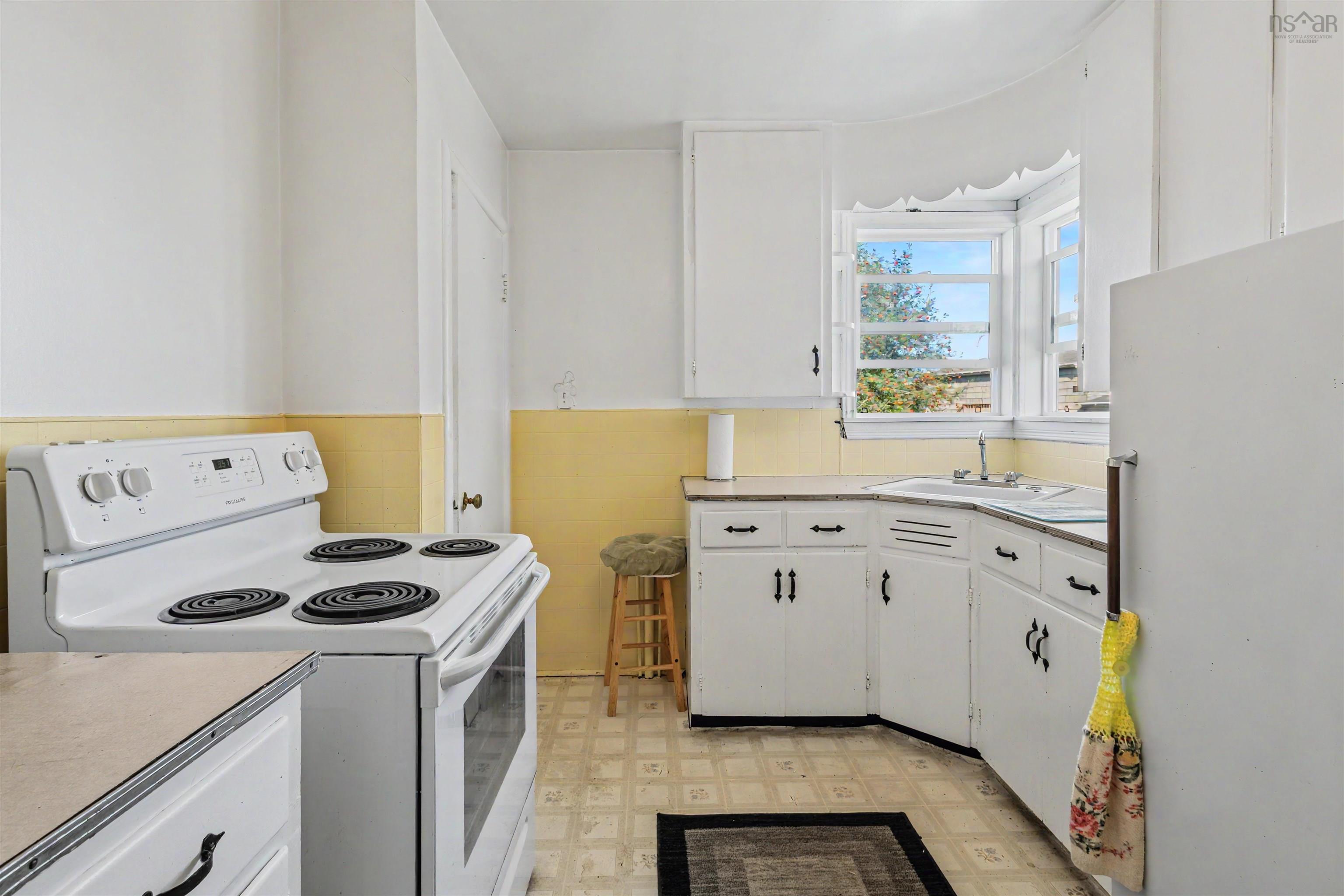 $179,900.00: 530 Main Street, Sydney Mines
