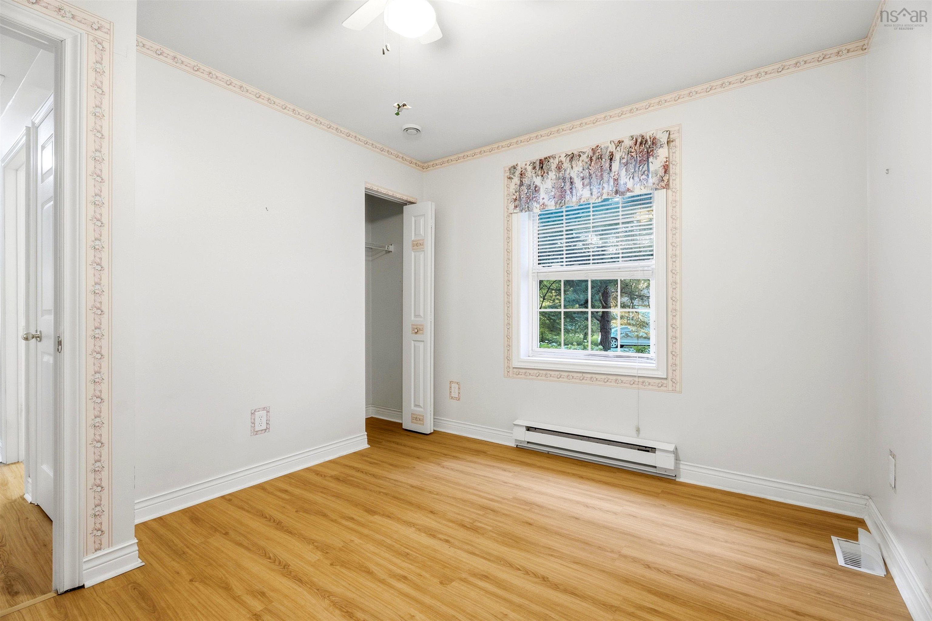 $350,000.00: 952 Mary Avenue, Centreville