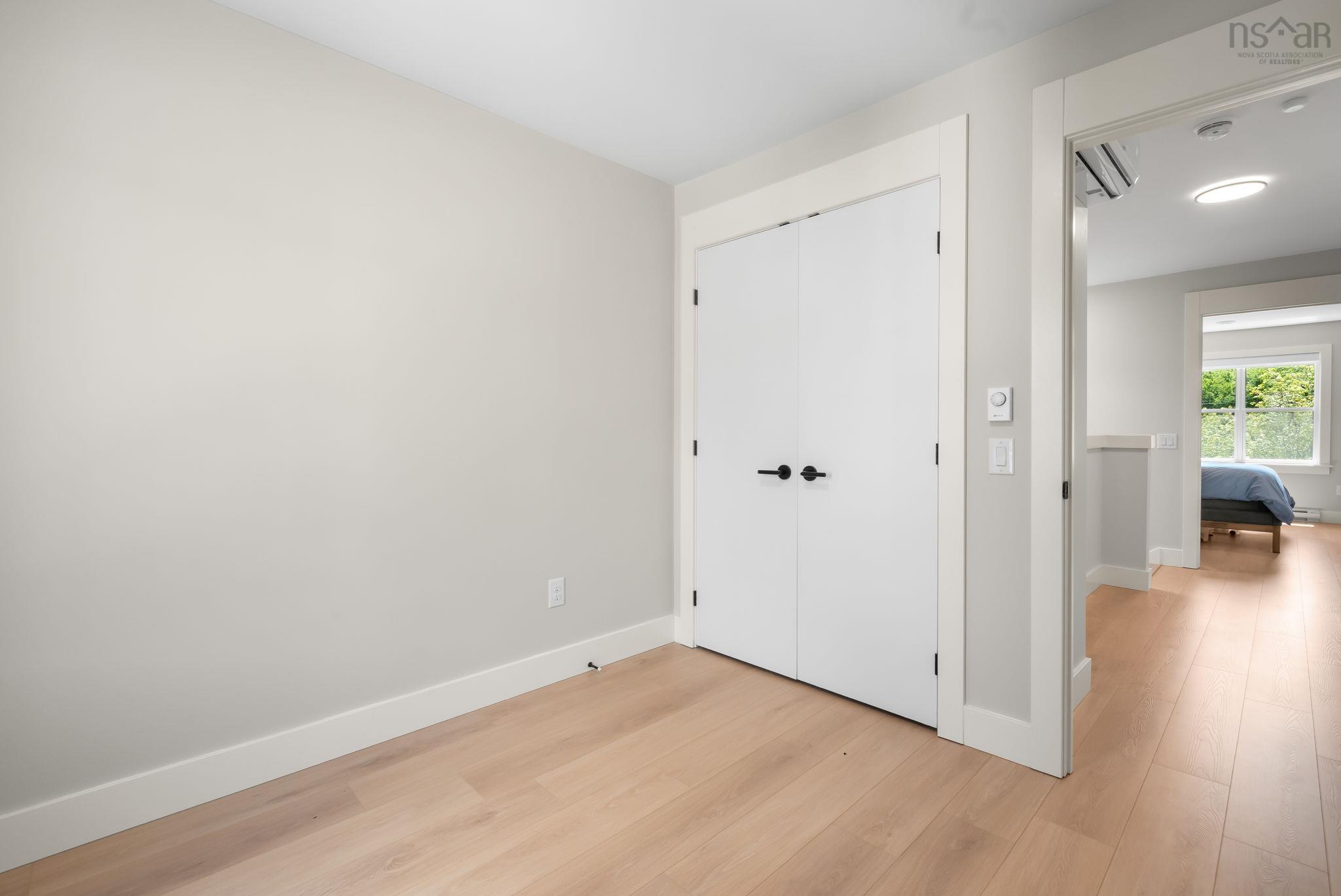 $699,900.00: 91 Honeygold Drive, Halifax