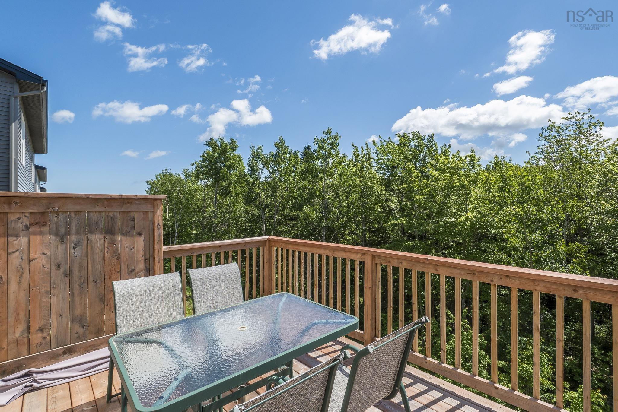 $699,900.00: 91 Honeygold Drive, Halifax