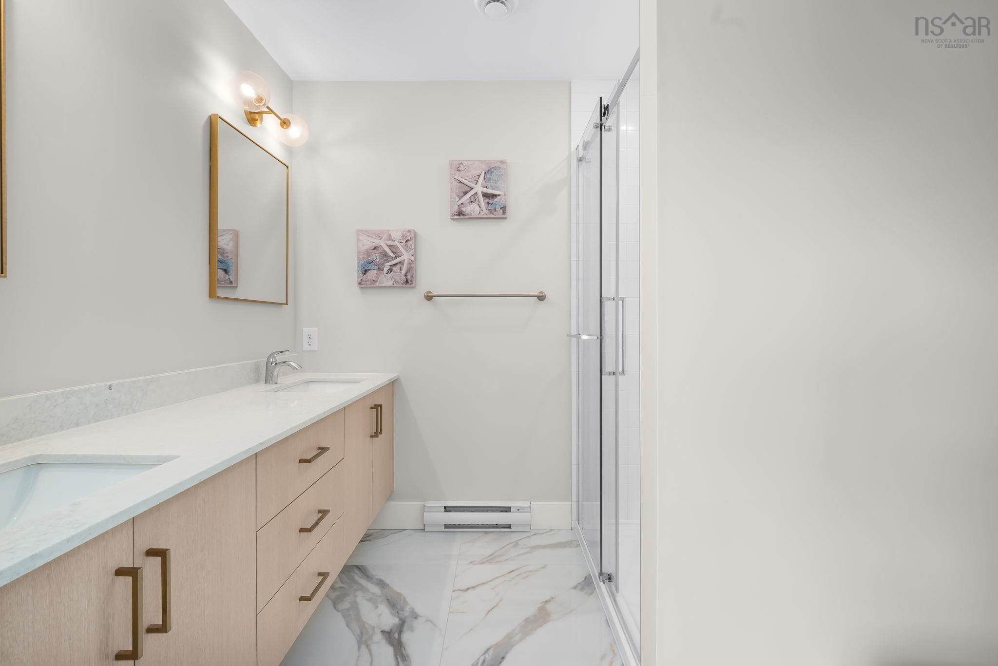 $699,900.00: 91 Honeygold Drive, Halifax