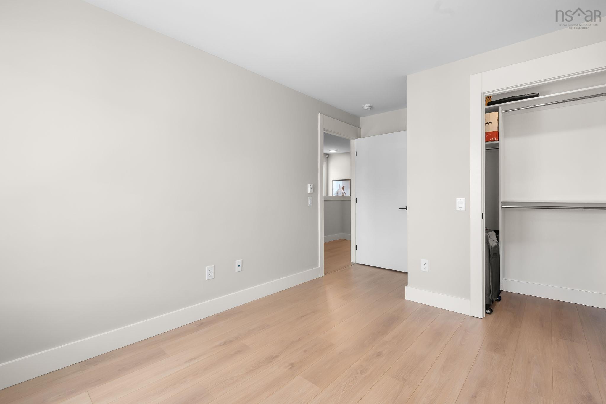 $699,900.00: 91 Honeygold Drive, Halifax