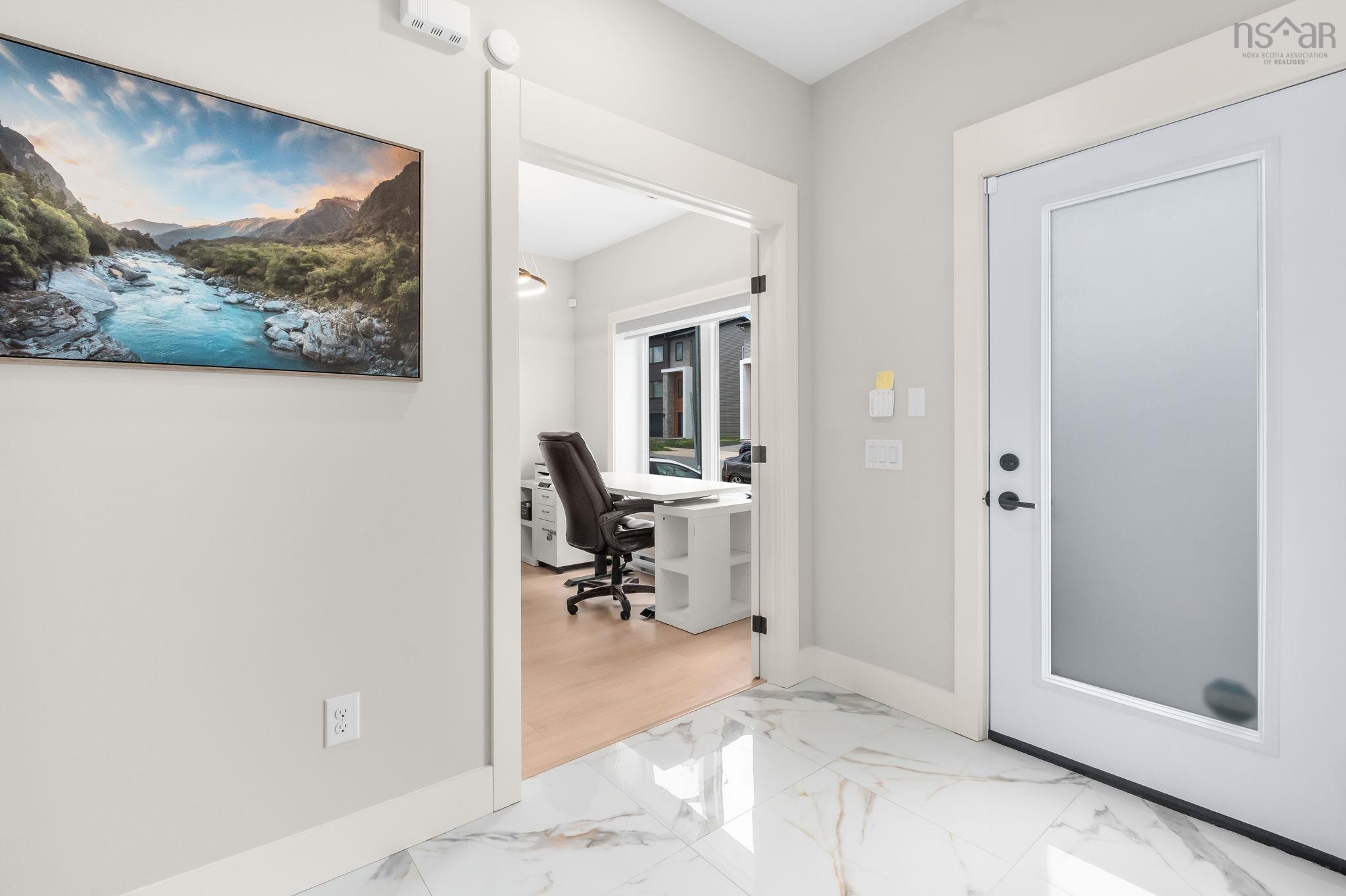 $699,900.00: 91 Honeygold Drive, Halifax