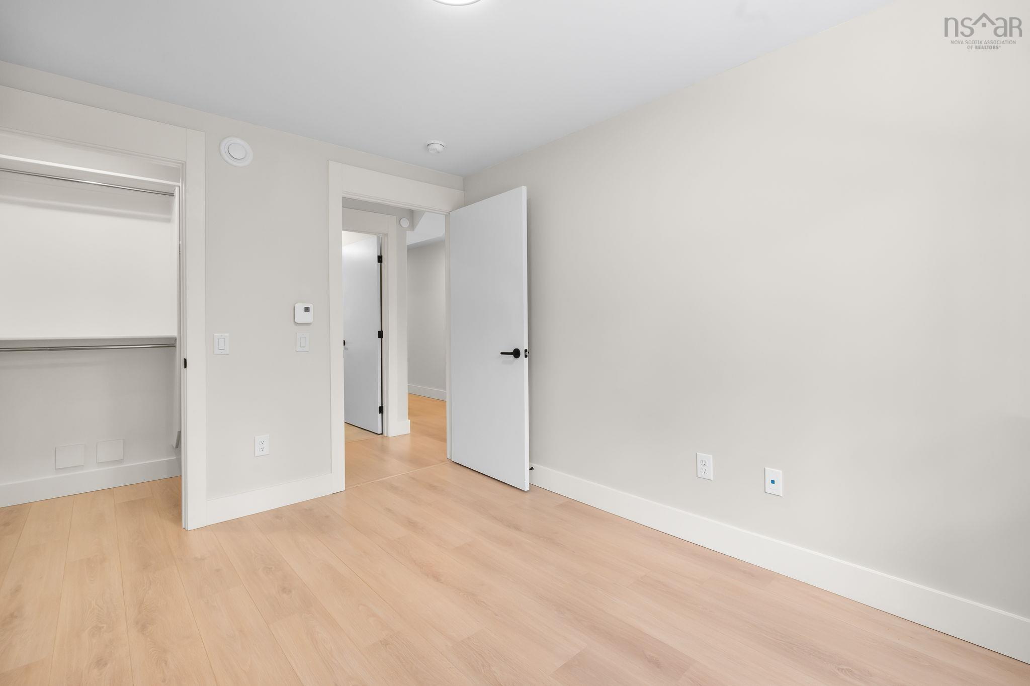 $699,900.00: 91 Honeygold Drive, Halifax