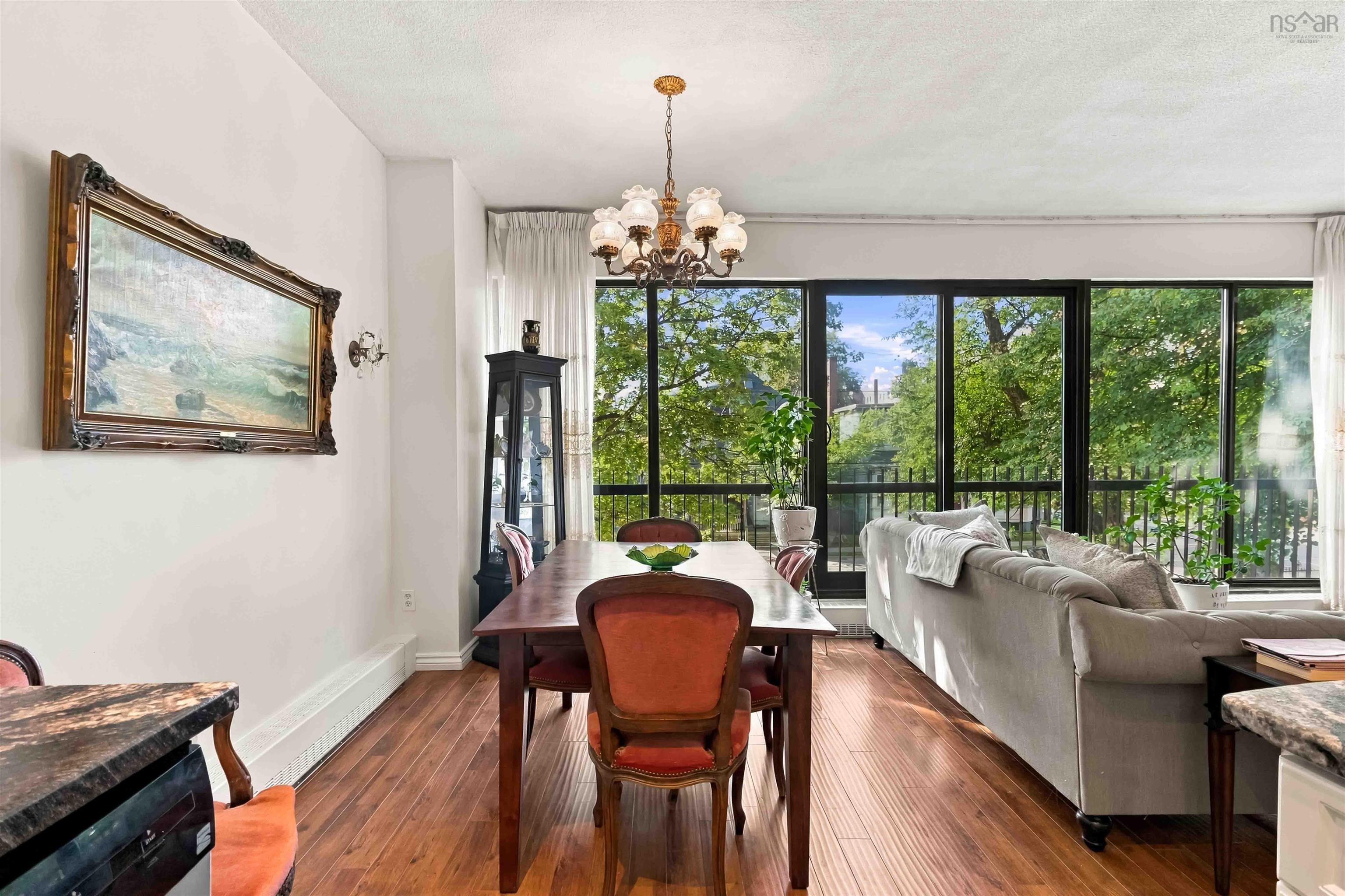 $534,900.00: 206 6095 Coburg Road, Halifax