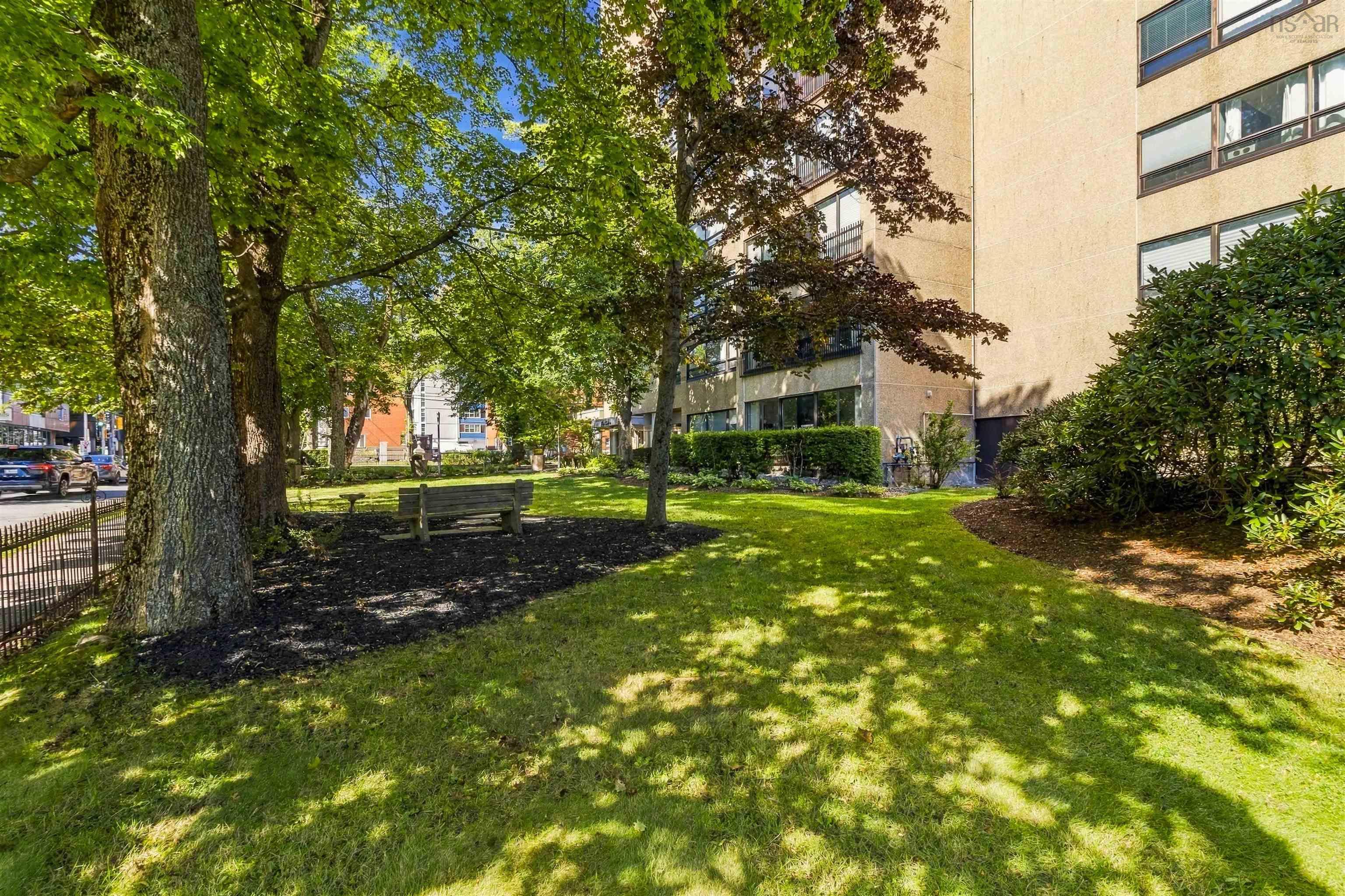 $534,900.00: 206 6095 Coburg Road, Halifax