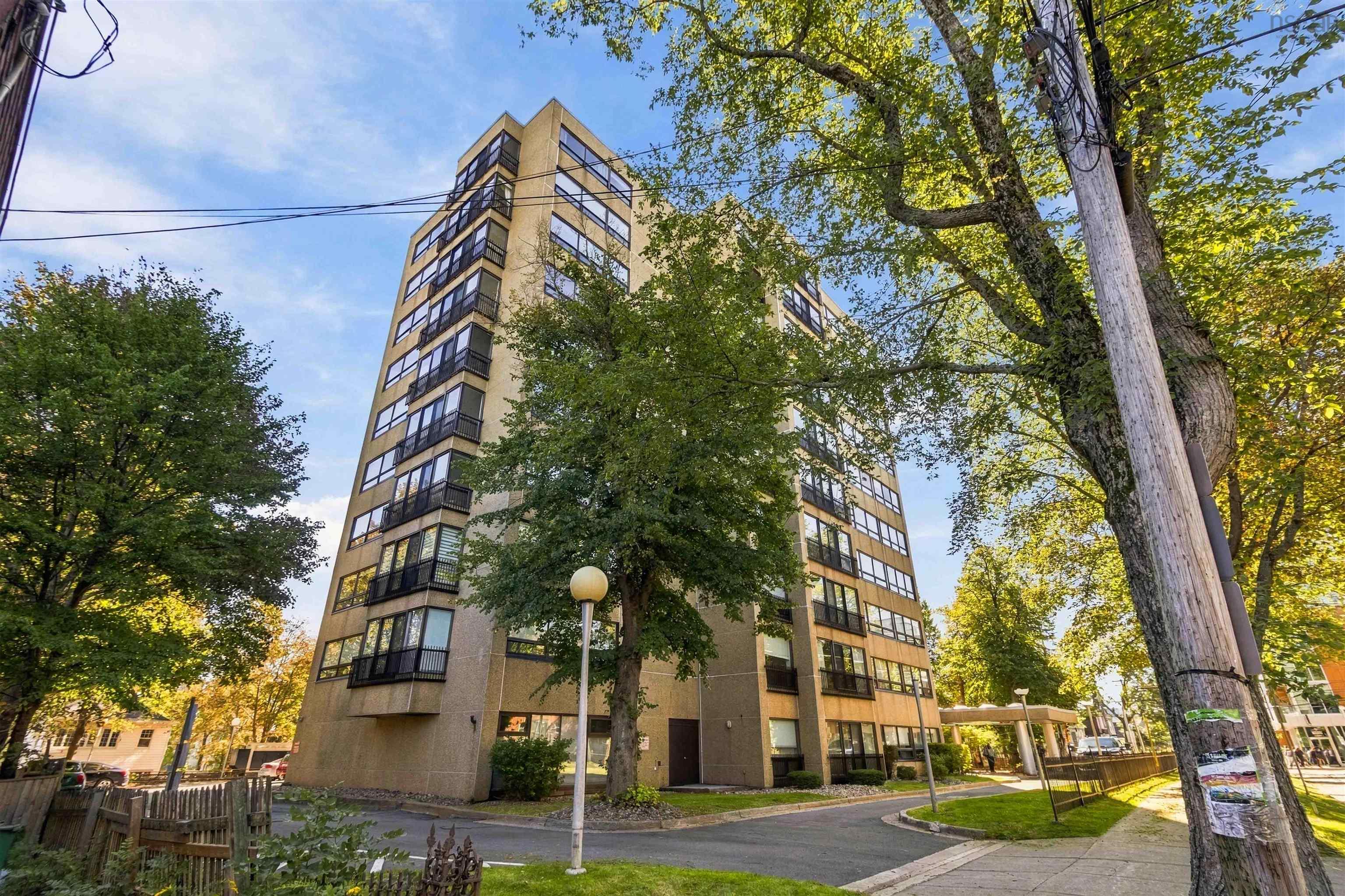 $534,900.00: 206 6095 Coburg Road, Halifax