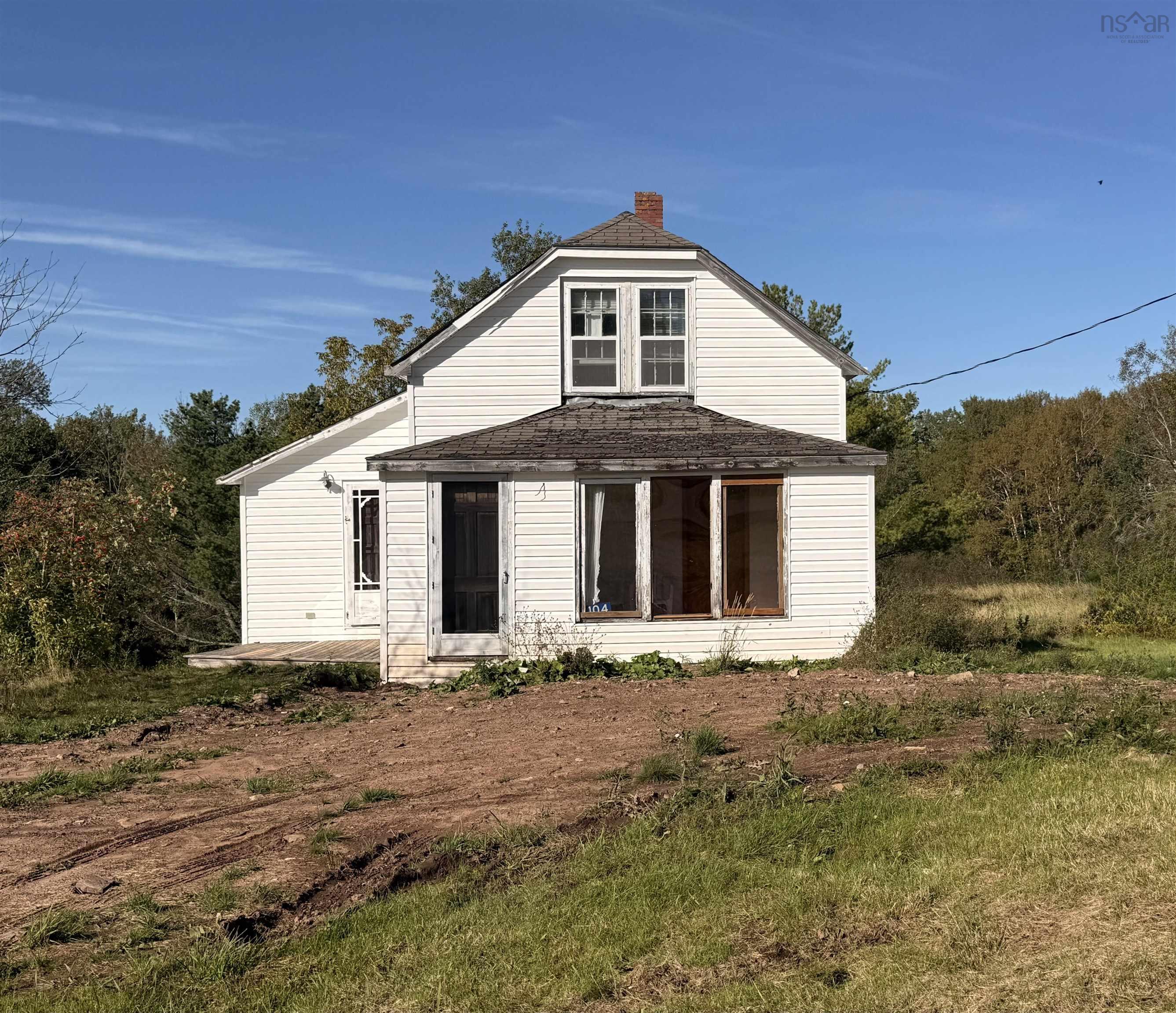 104 North Street, Springhill, NS (MLS® 202623175)