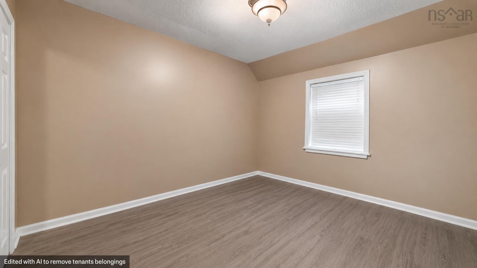 $395,000.00: 2532 1 Highway, Aylesford