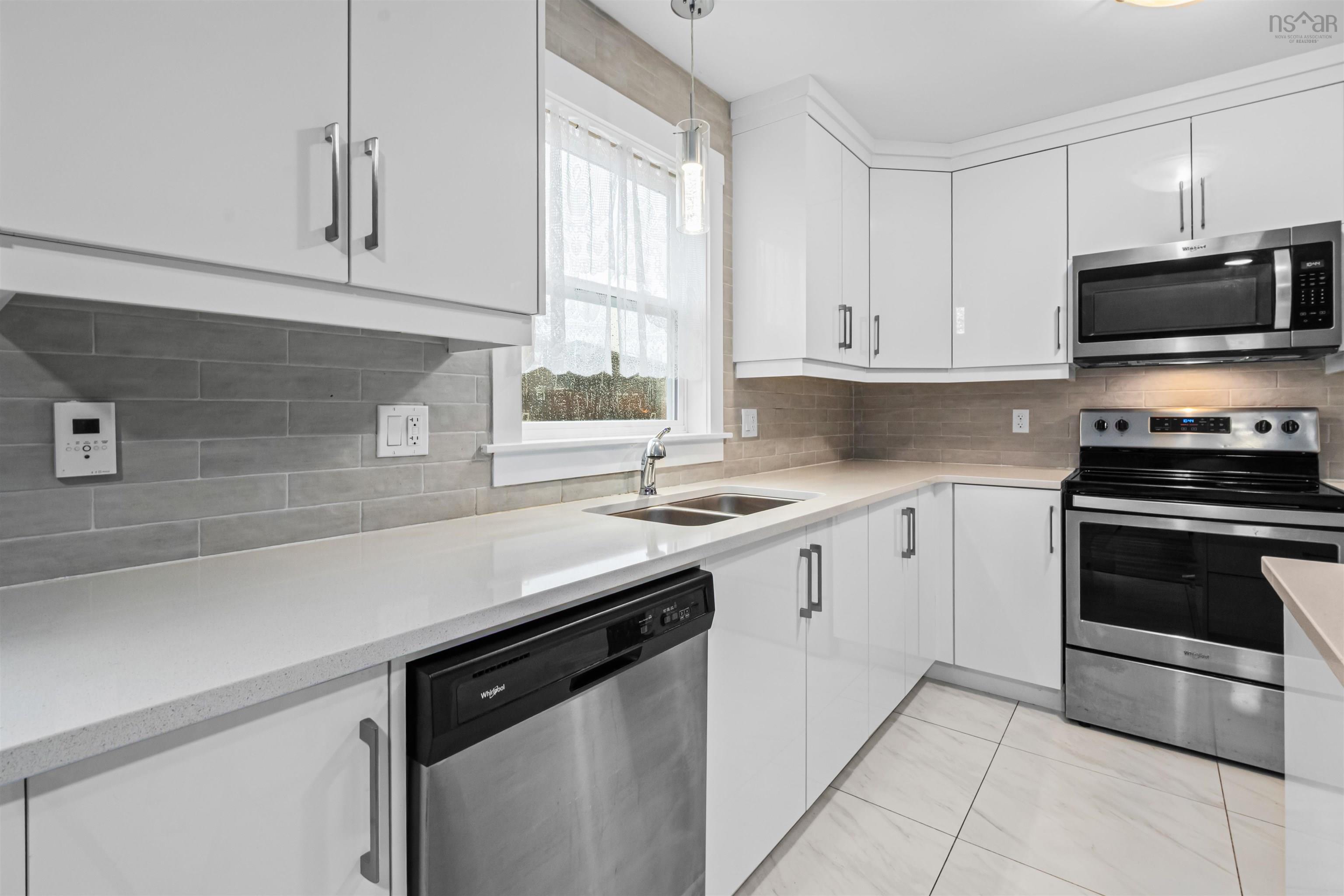$599,900.00: 147 Titanium Crescent, Spryfield
