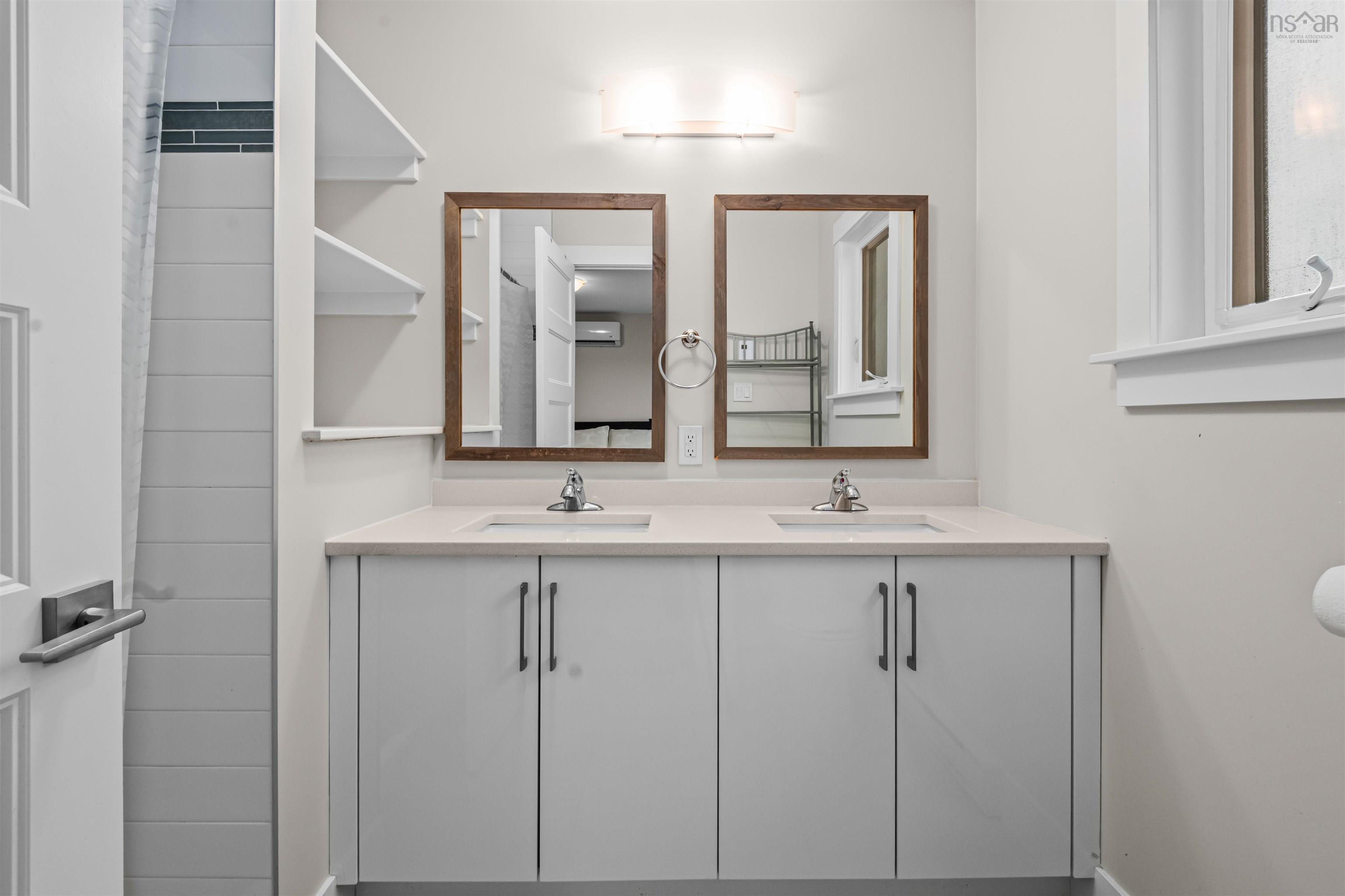 $599,900.00: 147 Titanium Crescent, Spryfield