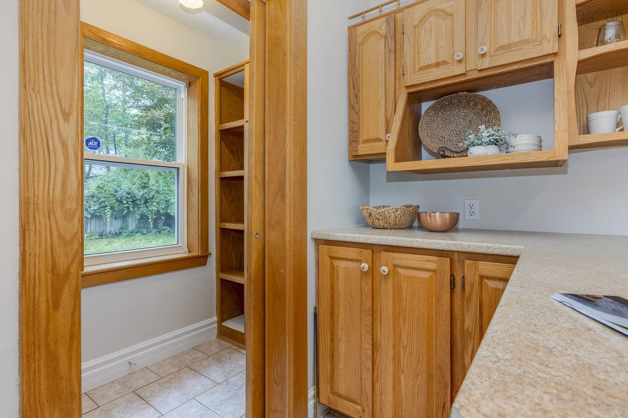 $749,900.00: 19 Alderwood Drive, Halifax