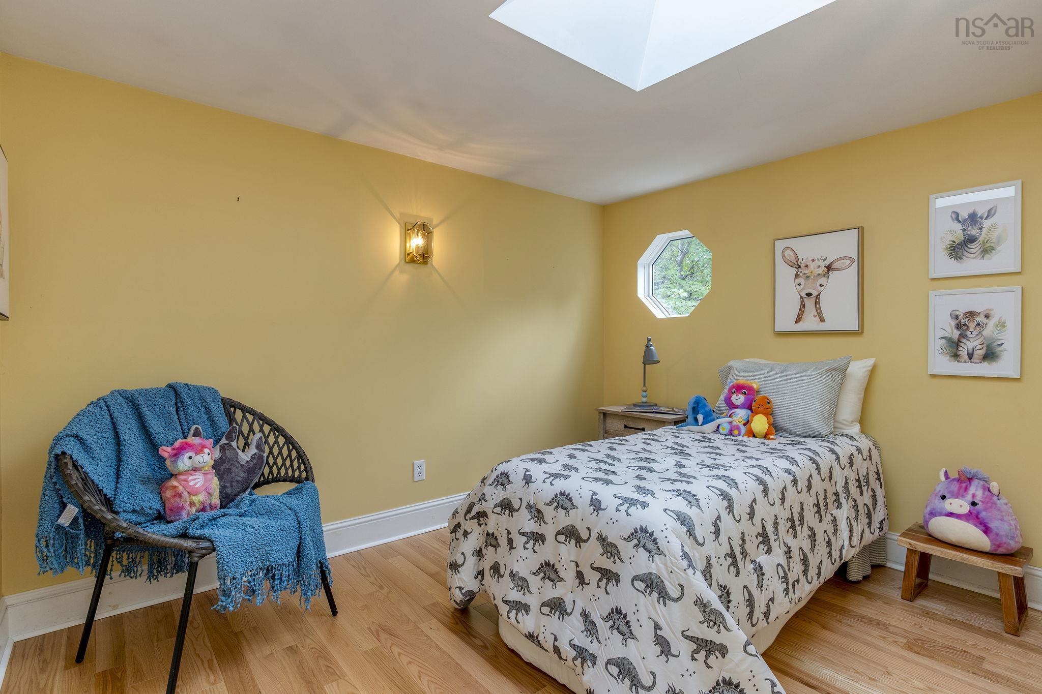 $749,900.00: 19 Alderwood Drive, Halifax