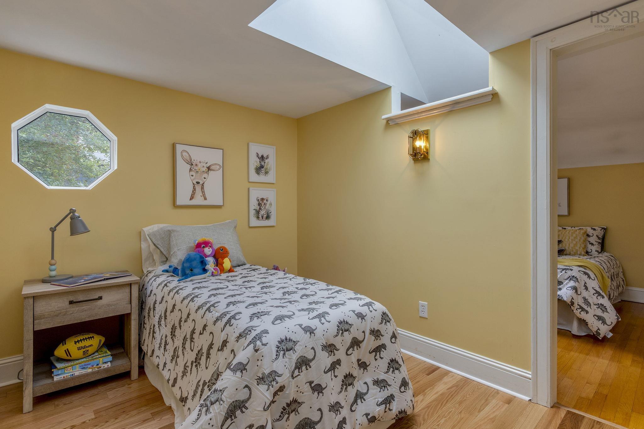$749,900.00: 19 Alderwood Drive, Halifax