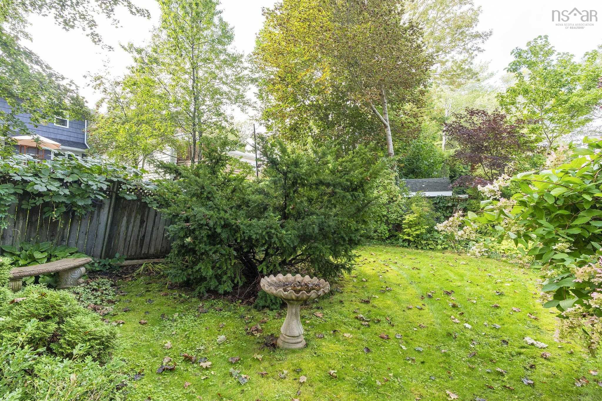 $749,900.00: 19 Alderwood Drive, Halifax