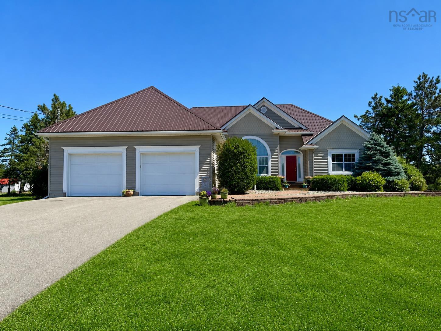 $749,900.00: 9345 366 Highway, Port Howe