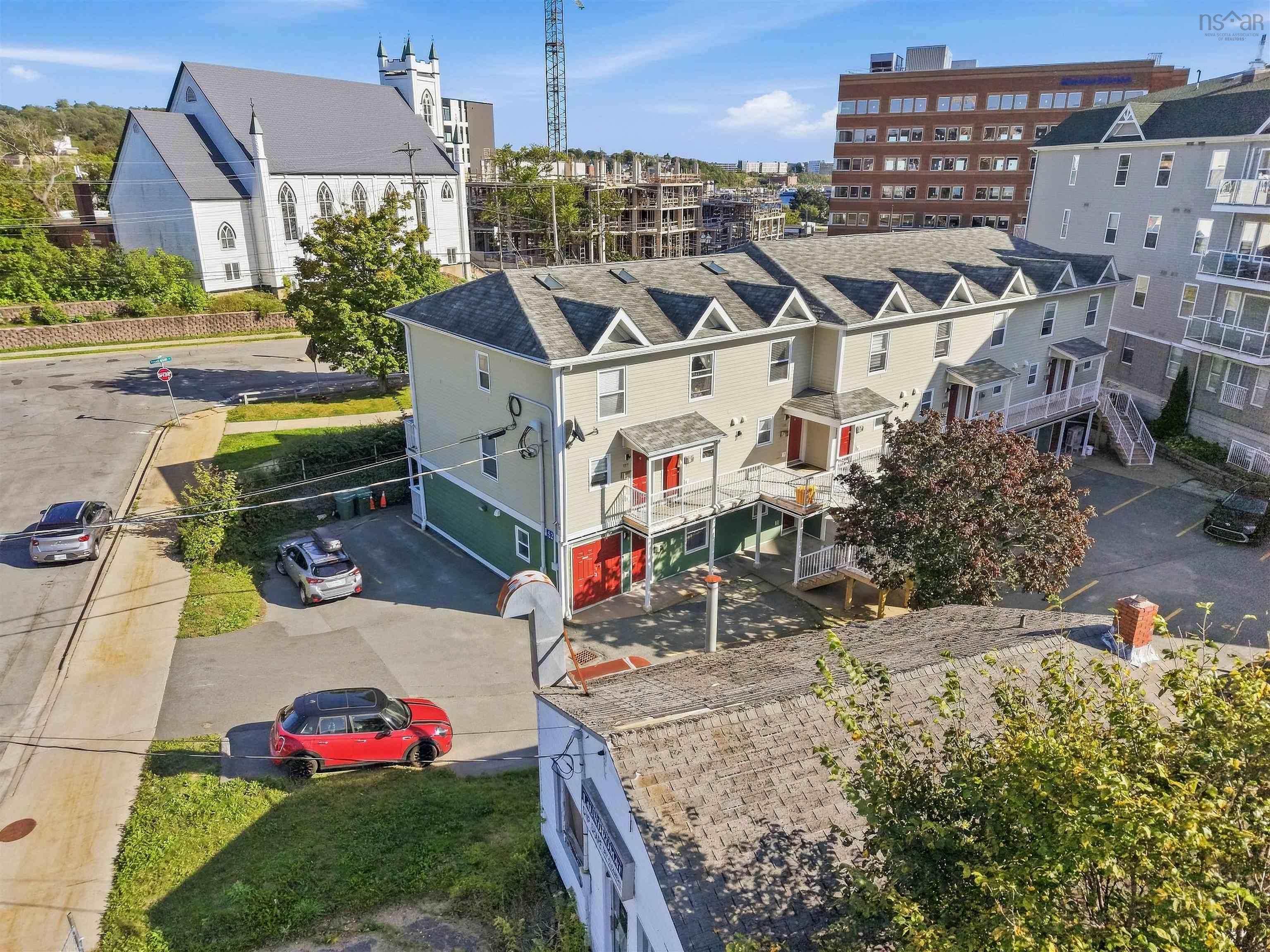 $349,900.00: 104 52 Irishtown Road, Dartmouth