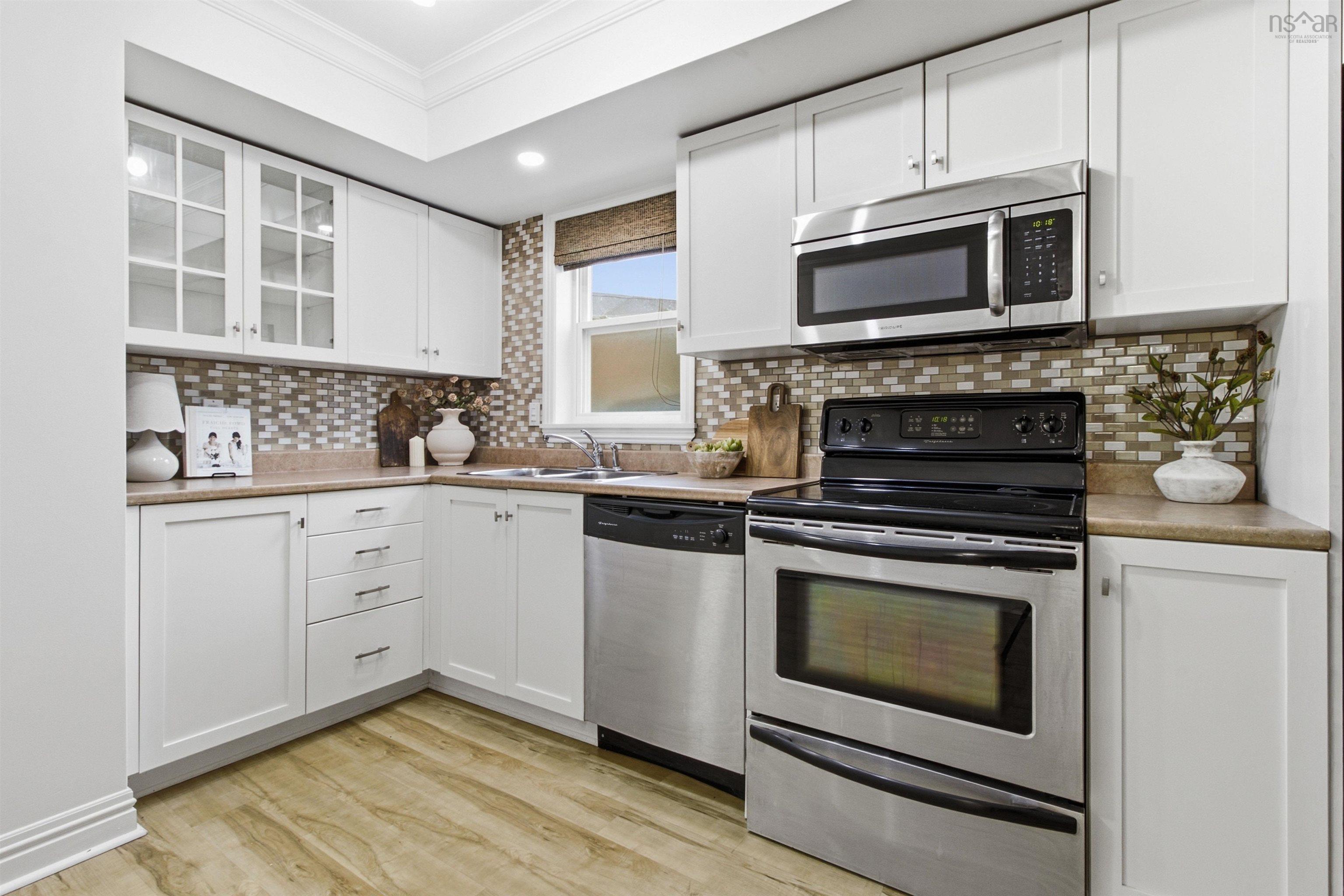 $349,900.00: 104 52 Irishtown Road, Dartmouth