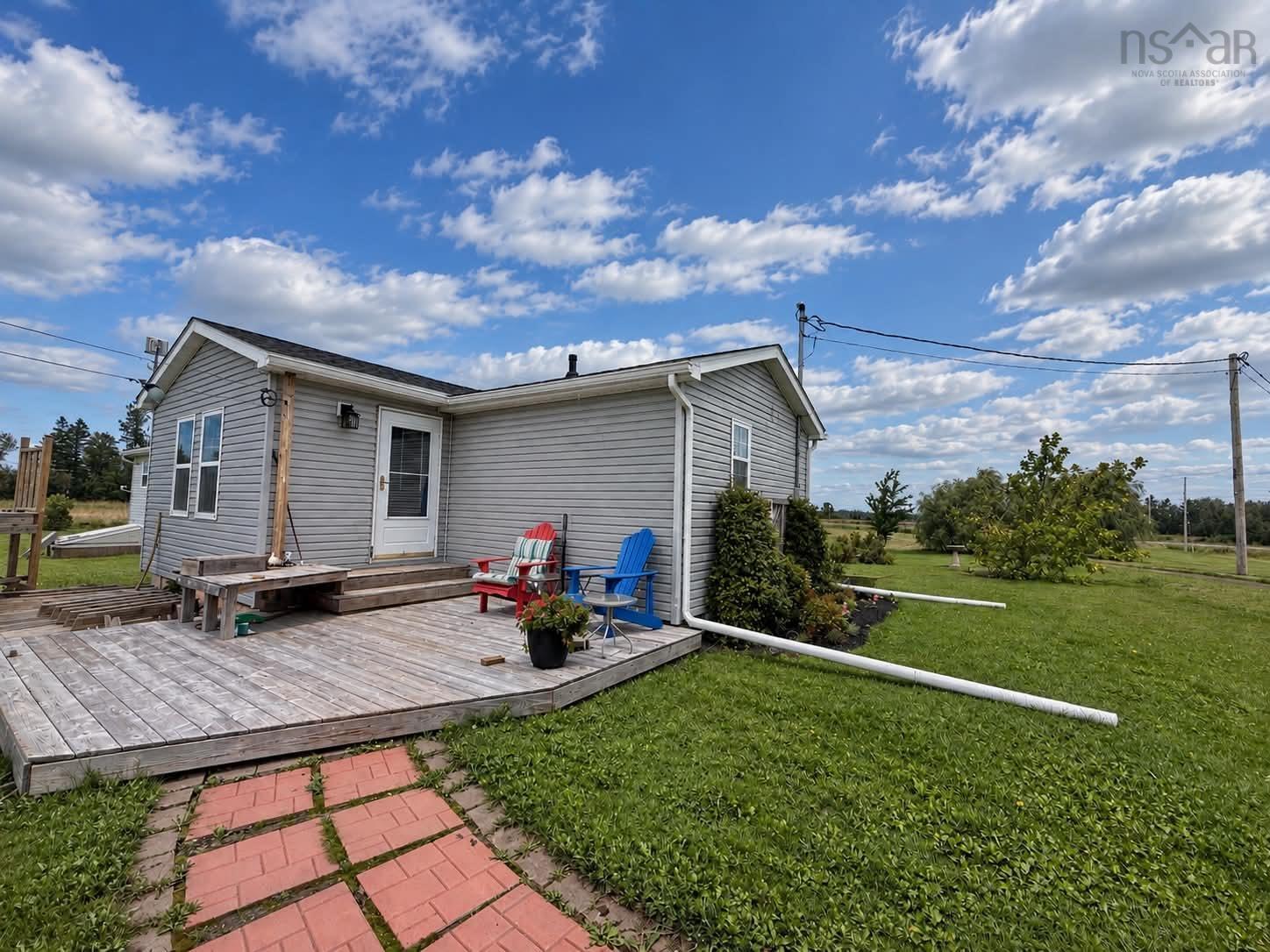$429,500.00: 950 Brule Shore Road, Brule